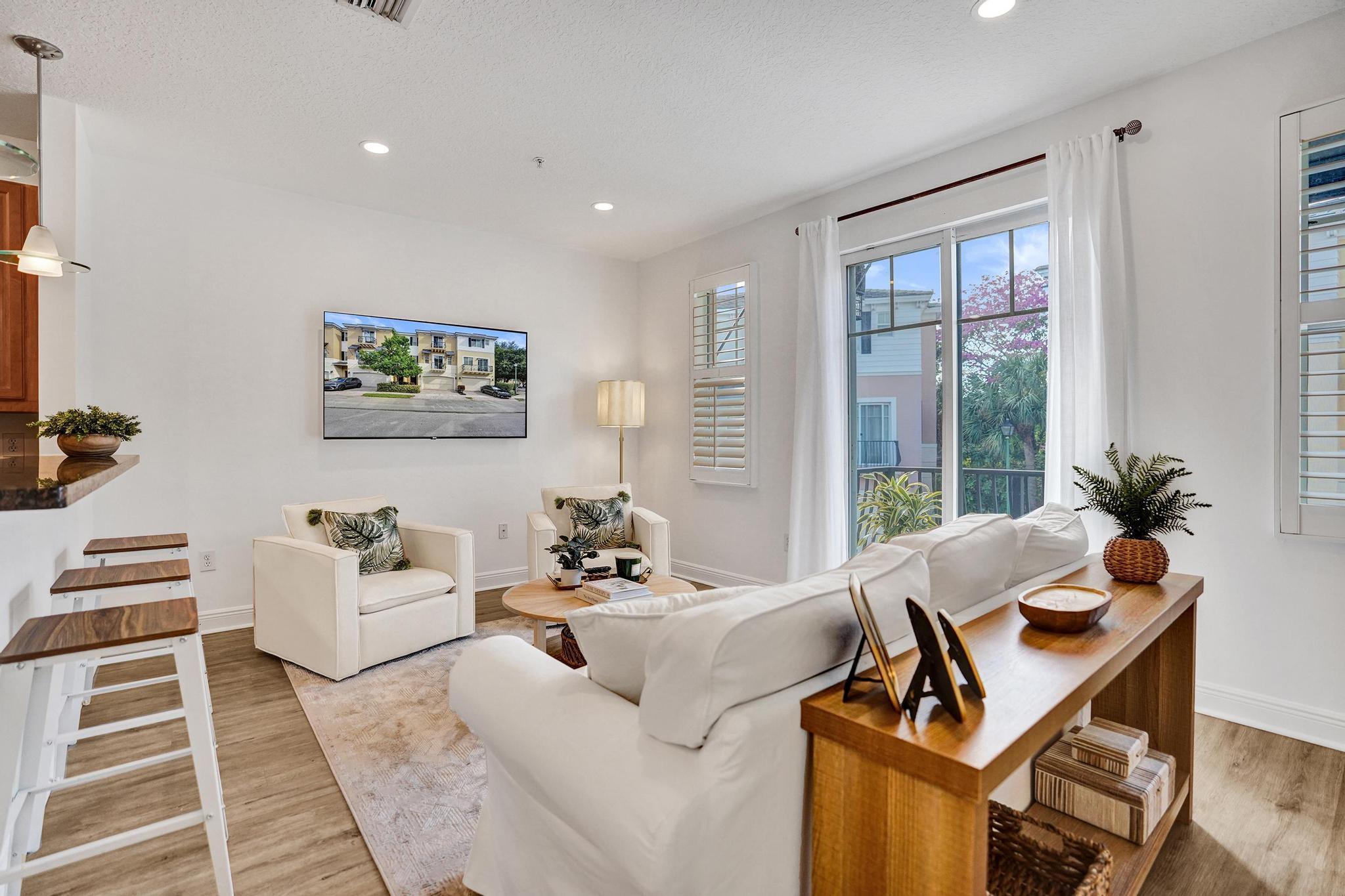 Vistazo at Boca Raton - Residential Lease