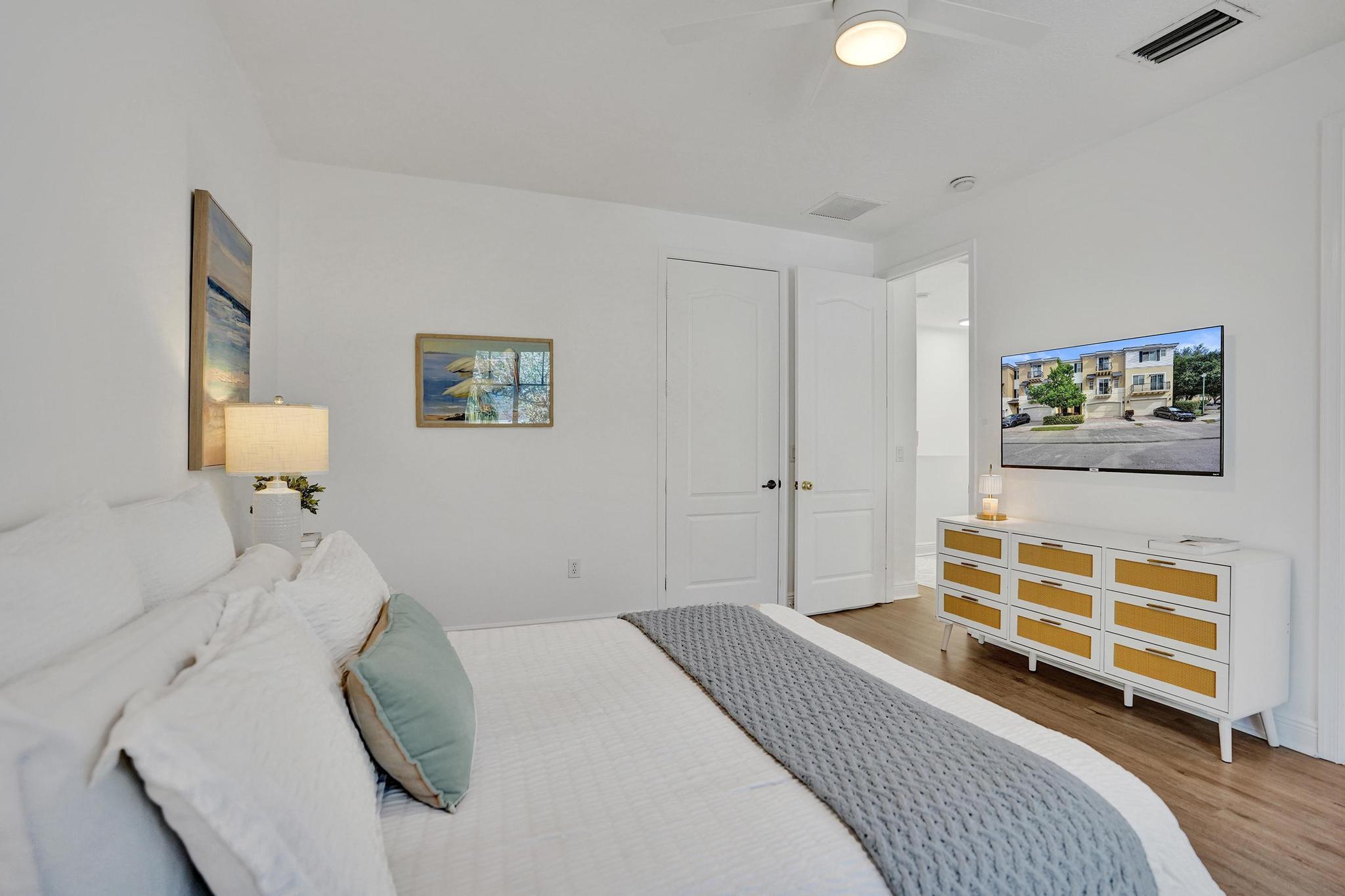 Vistazo at Boca Raton - Residential Lease