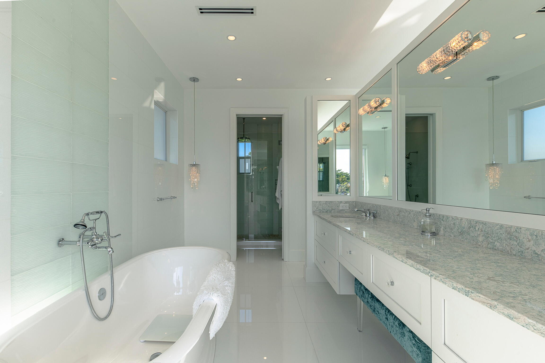 RIVIERA ISLES - Residential