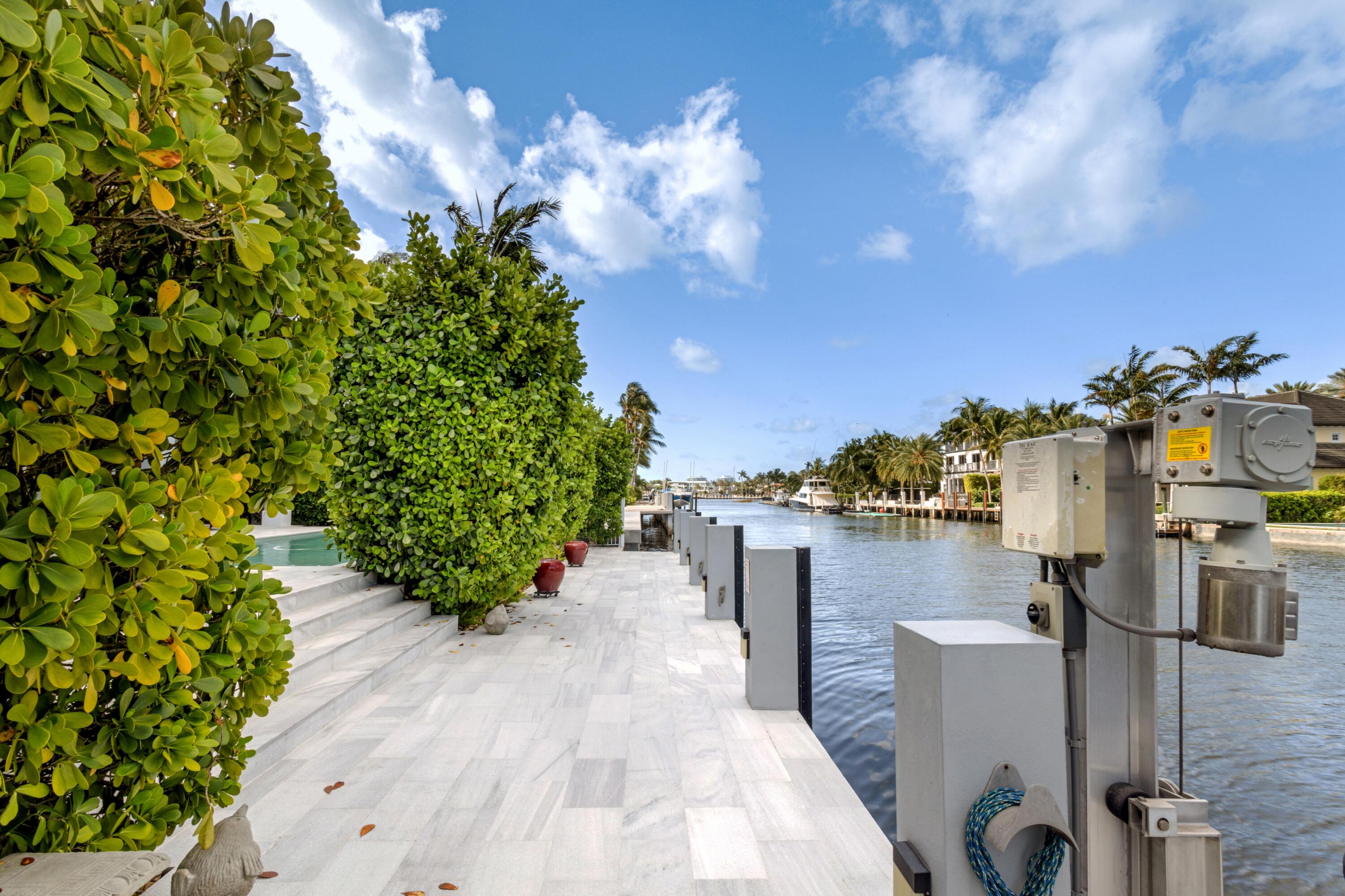 RIVIERA ISLES - Residential