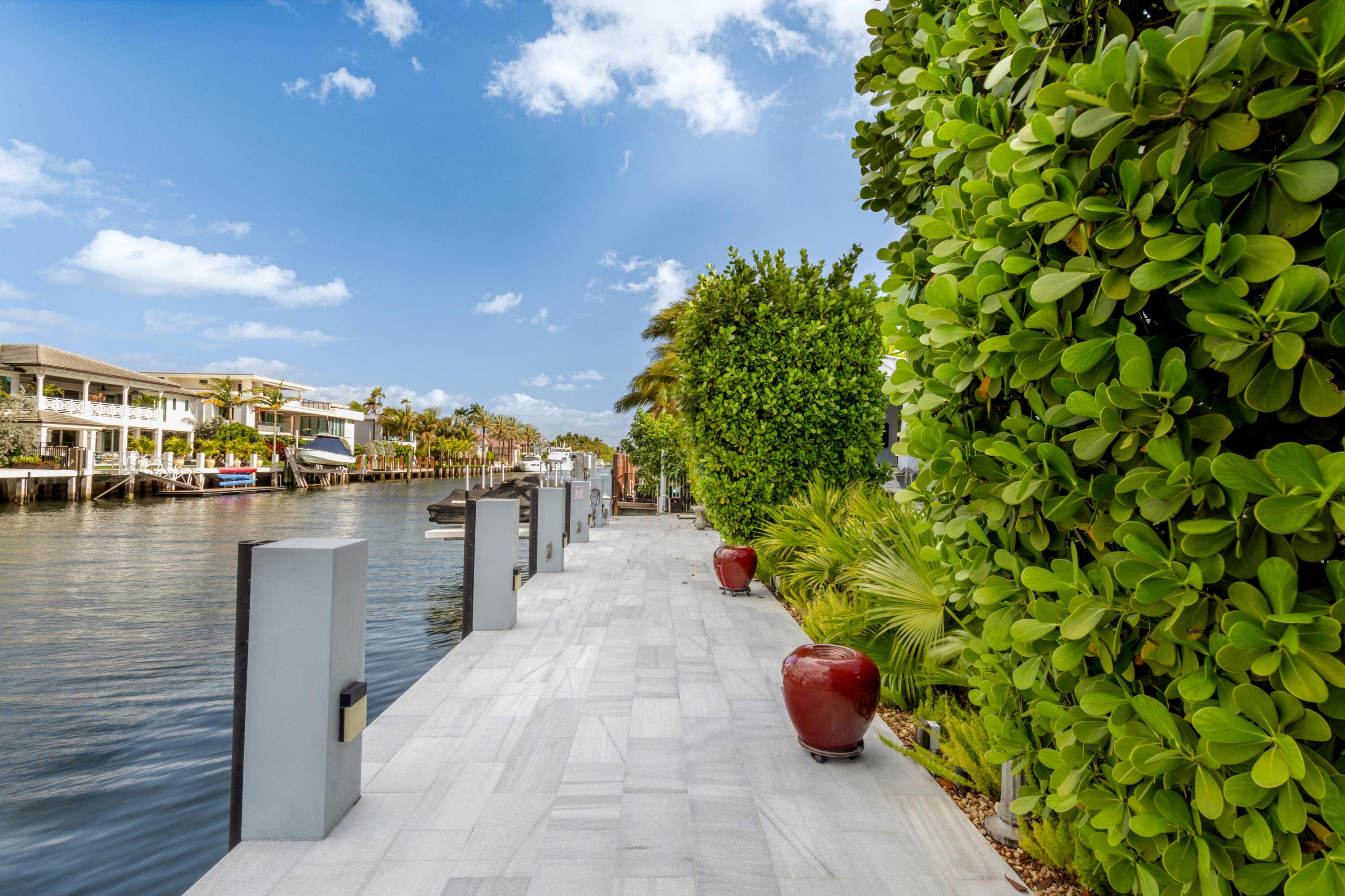 RIVIERA ISLES - Residential