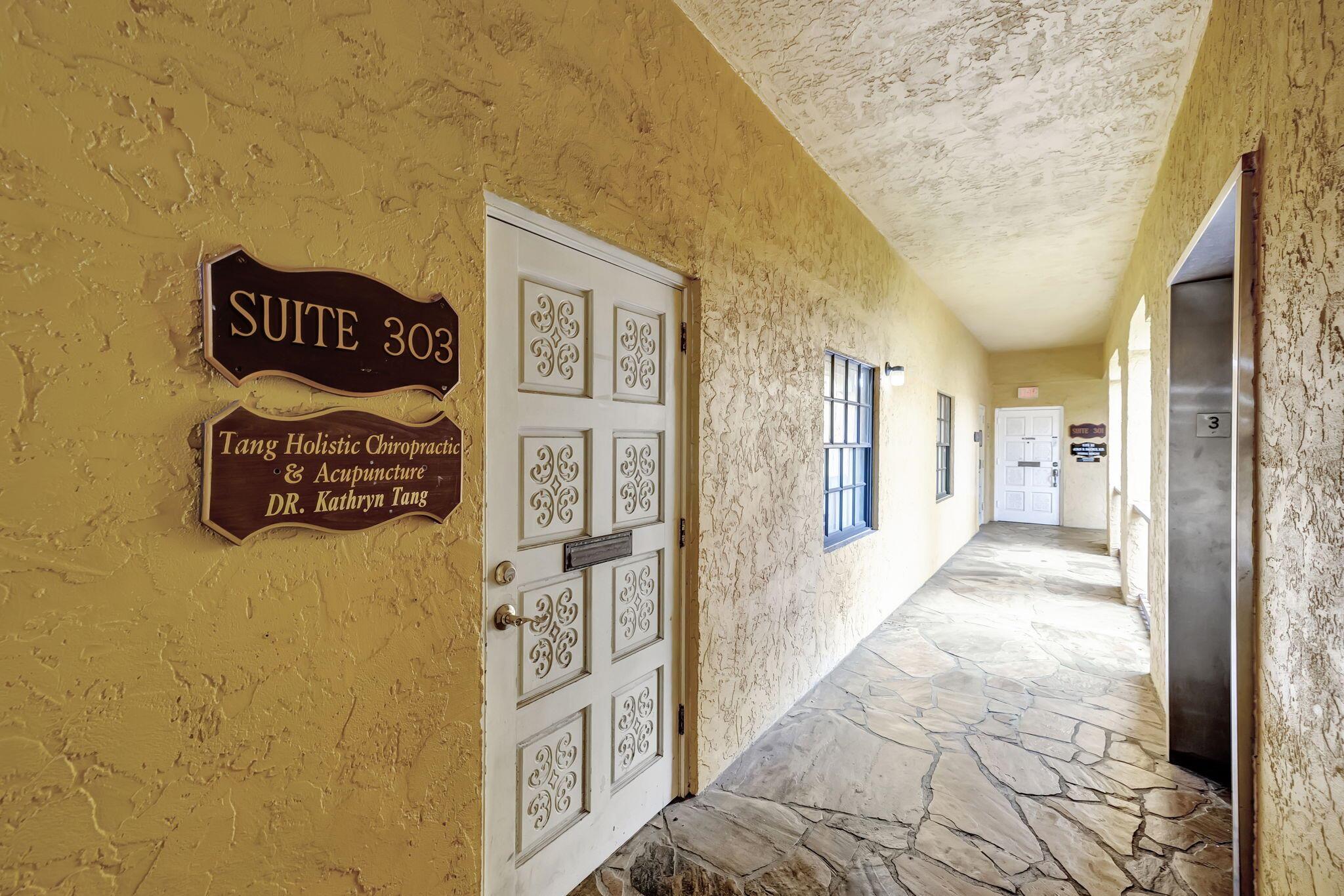 DOCTORS MEDICAL COMPLEX C - Commercial Lease