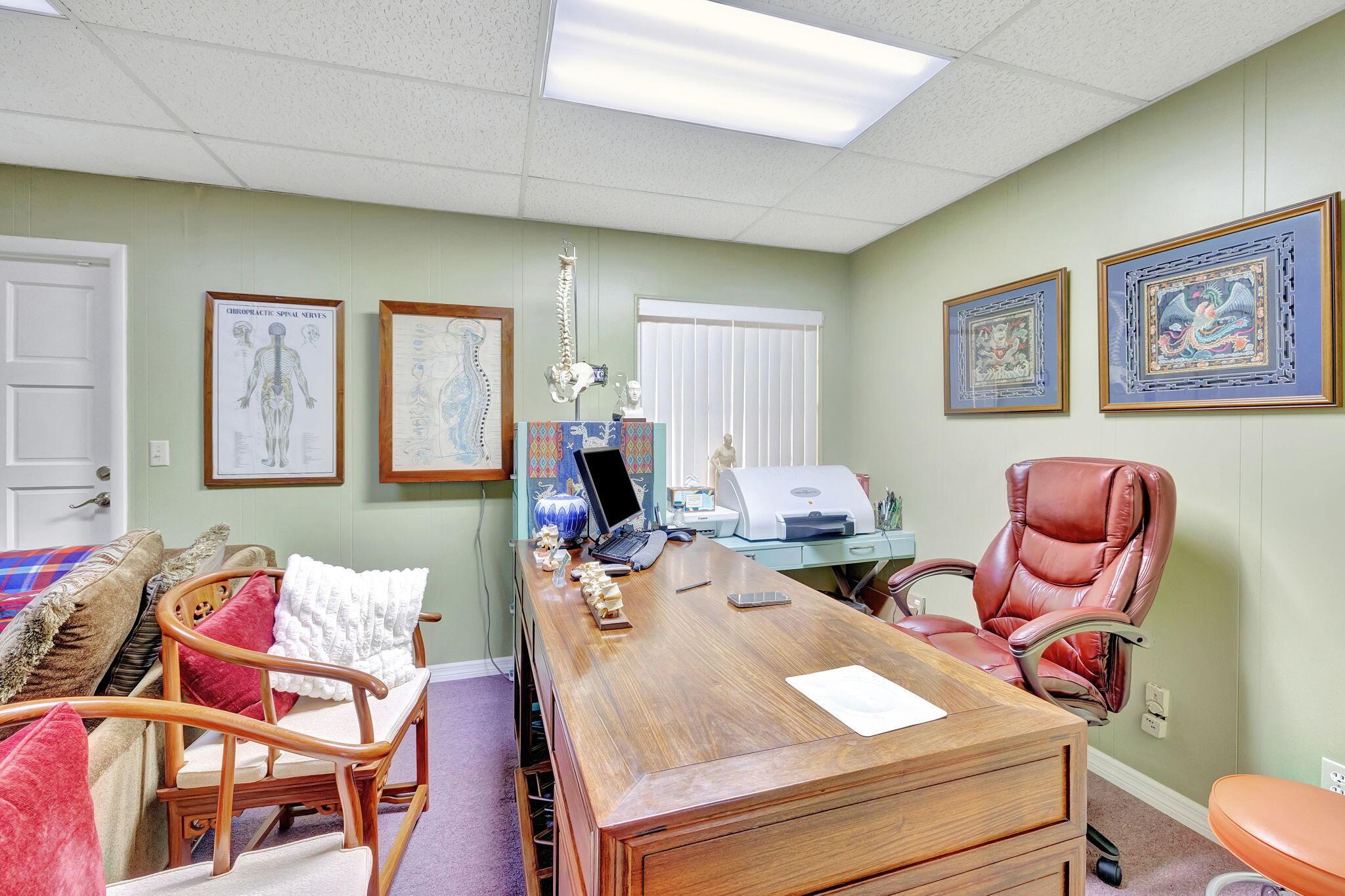 DOCTORS MEDICAL COMPLEX C - Commercial Lease