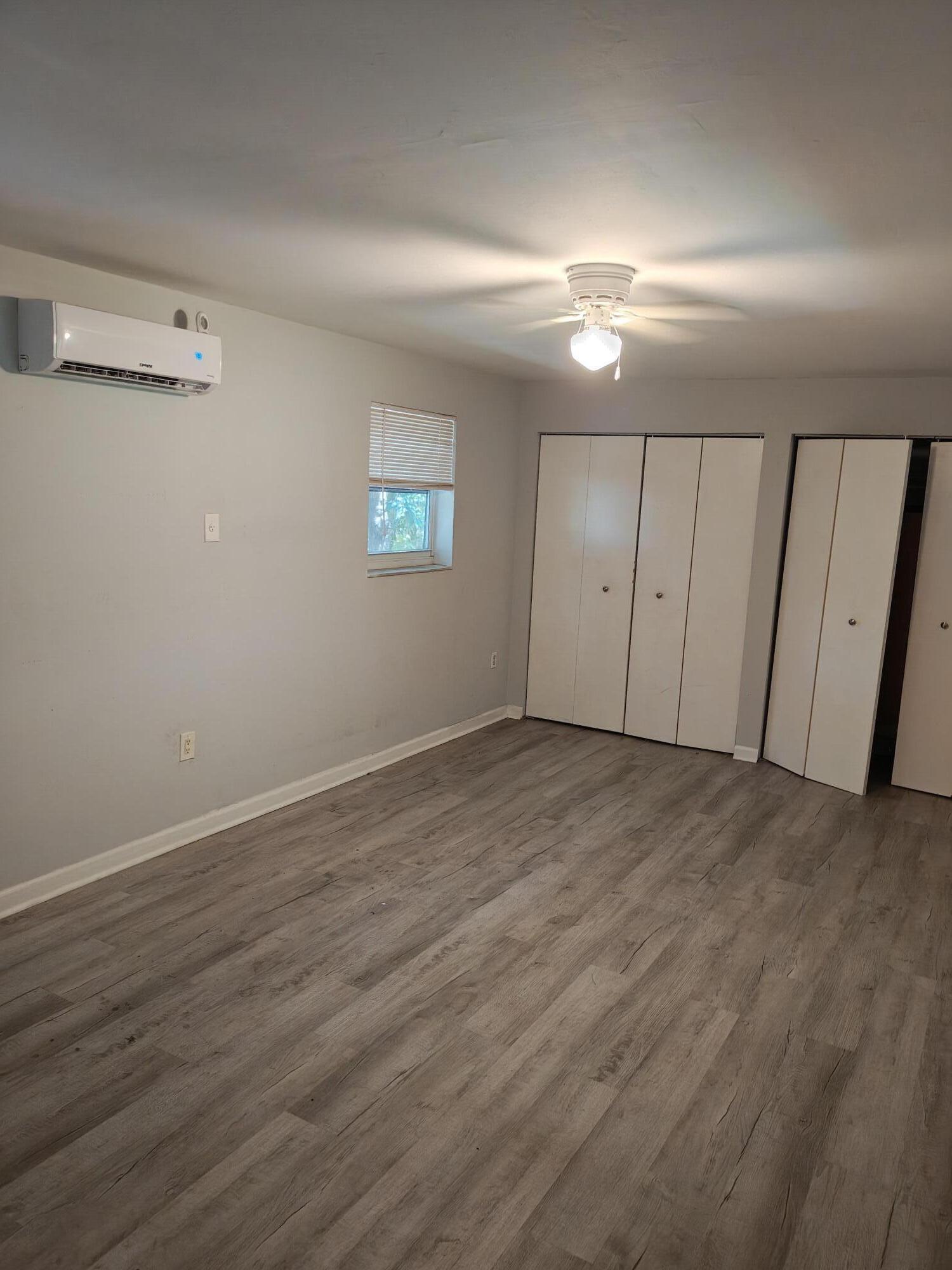 HOLLYWOOD LITTLE RANCHES - Residential Lease