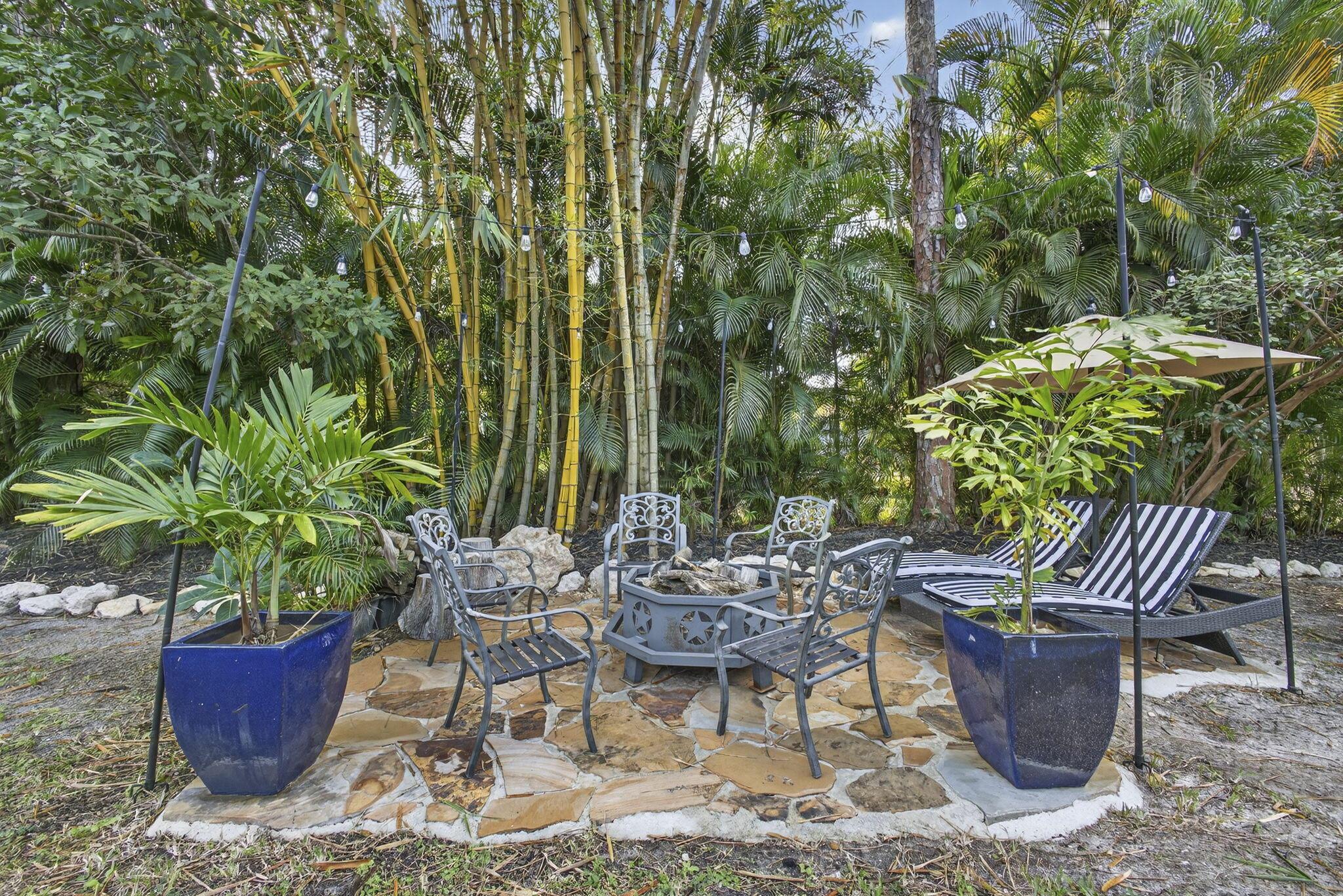 LOXAHATCHEE ACREAGE - Residential