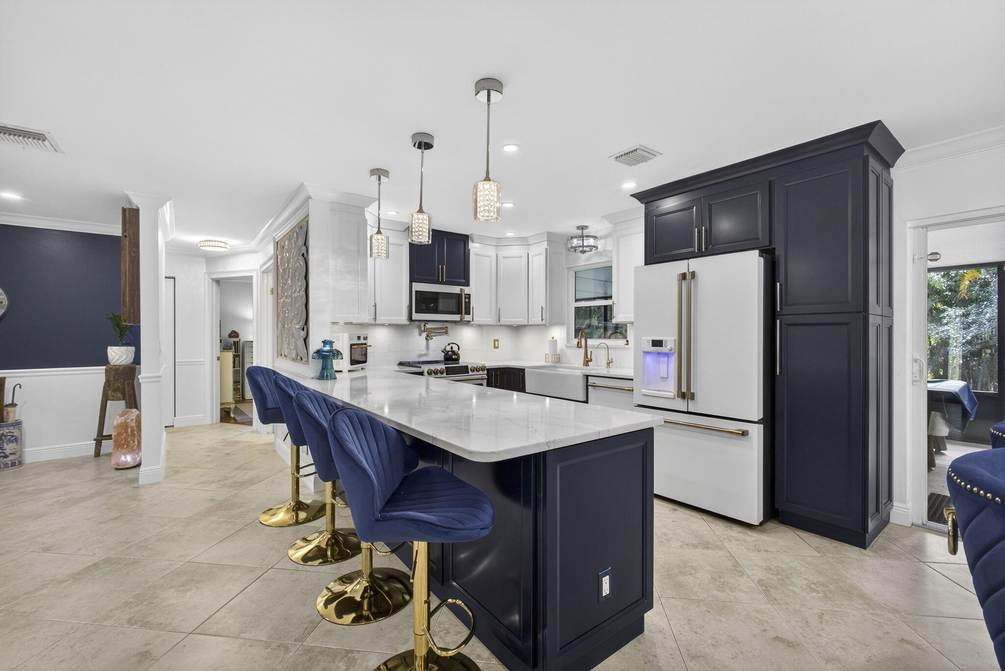 LOXAHATCHEE ACREAGE - Residential