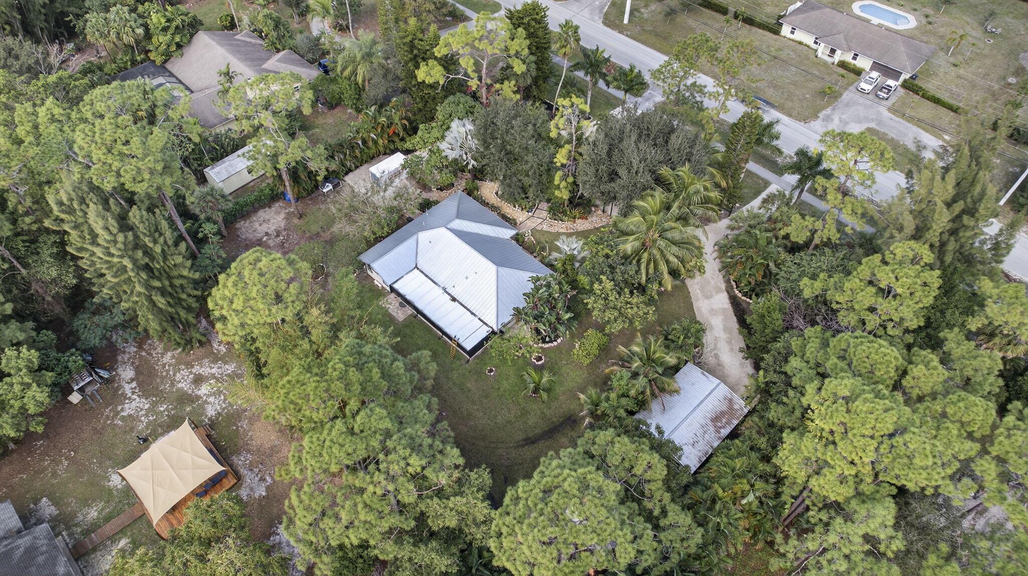 LOXAHATCHEE ACREAGE - Residential