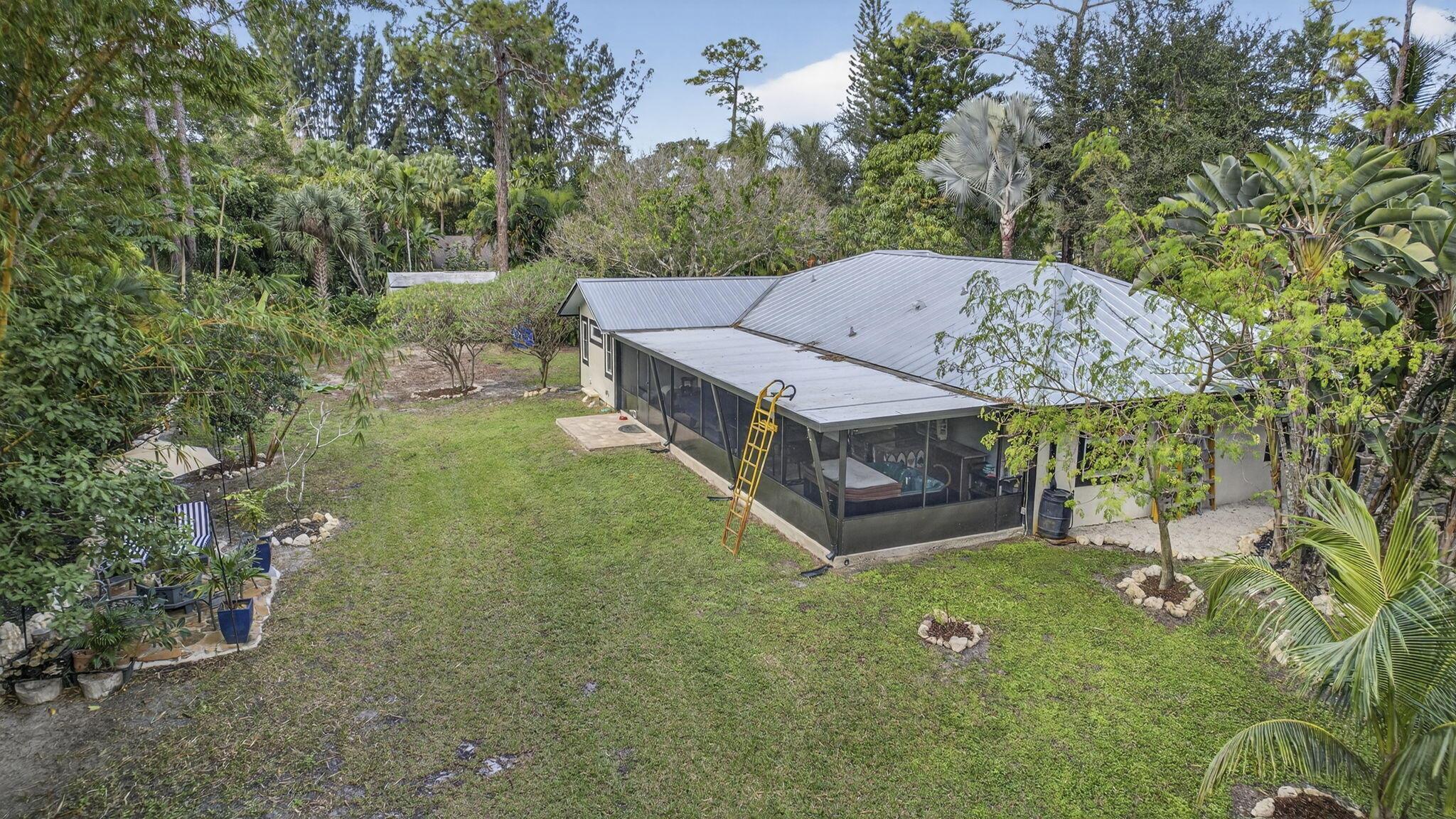 LOXAHATCHEE ACREAGE - Residential