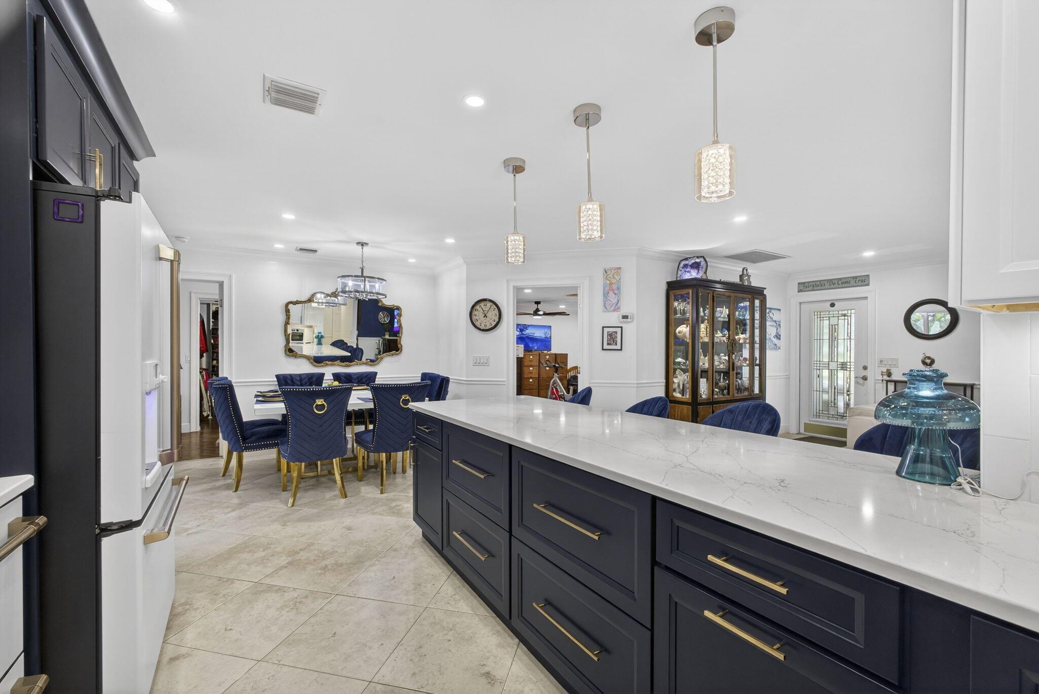 LOXAHATCHEE ACREAGE - Residential