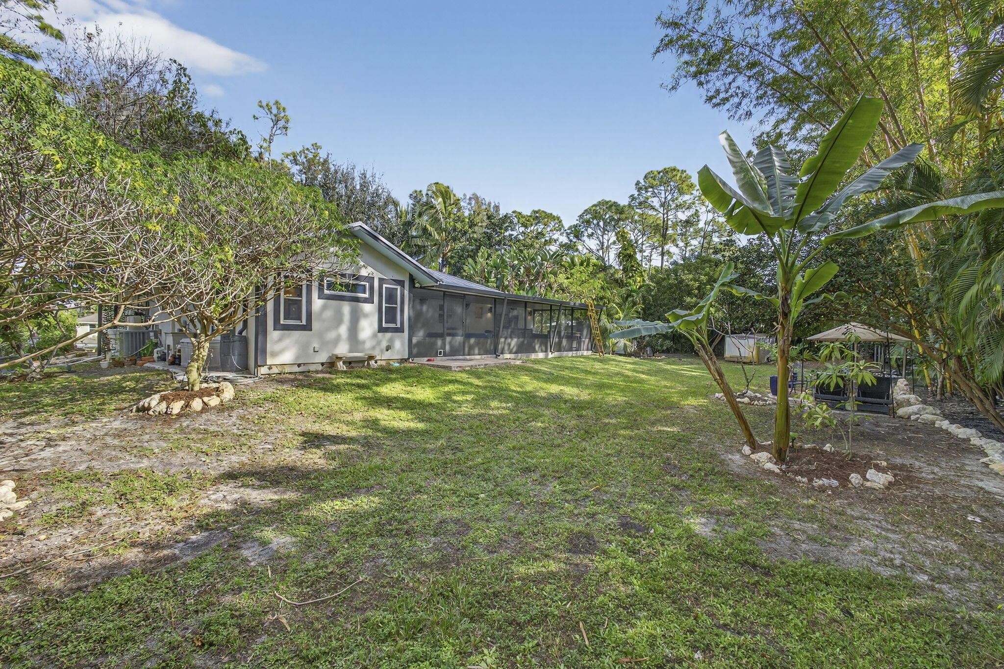 LOXAHATCHEE ACREAGE - Residential