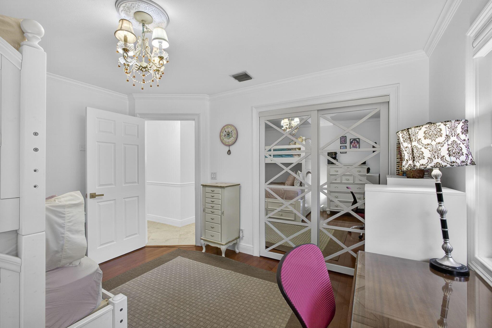 LOXAHATCHEE ACREAGE - Residential