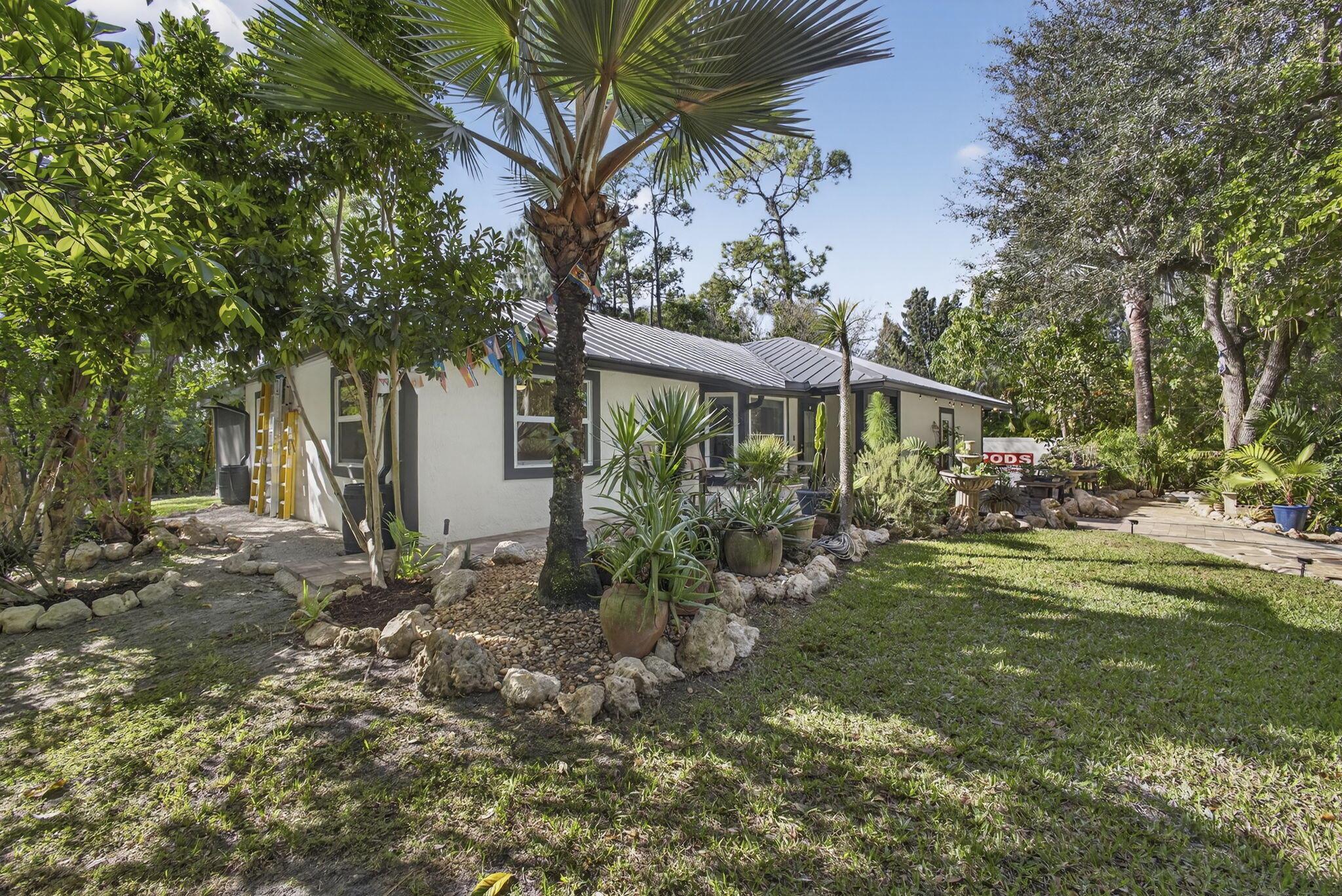 LOXAHATCHEE ACREAGE - Residential