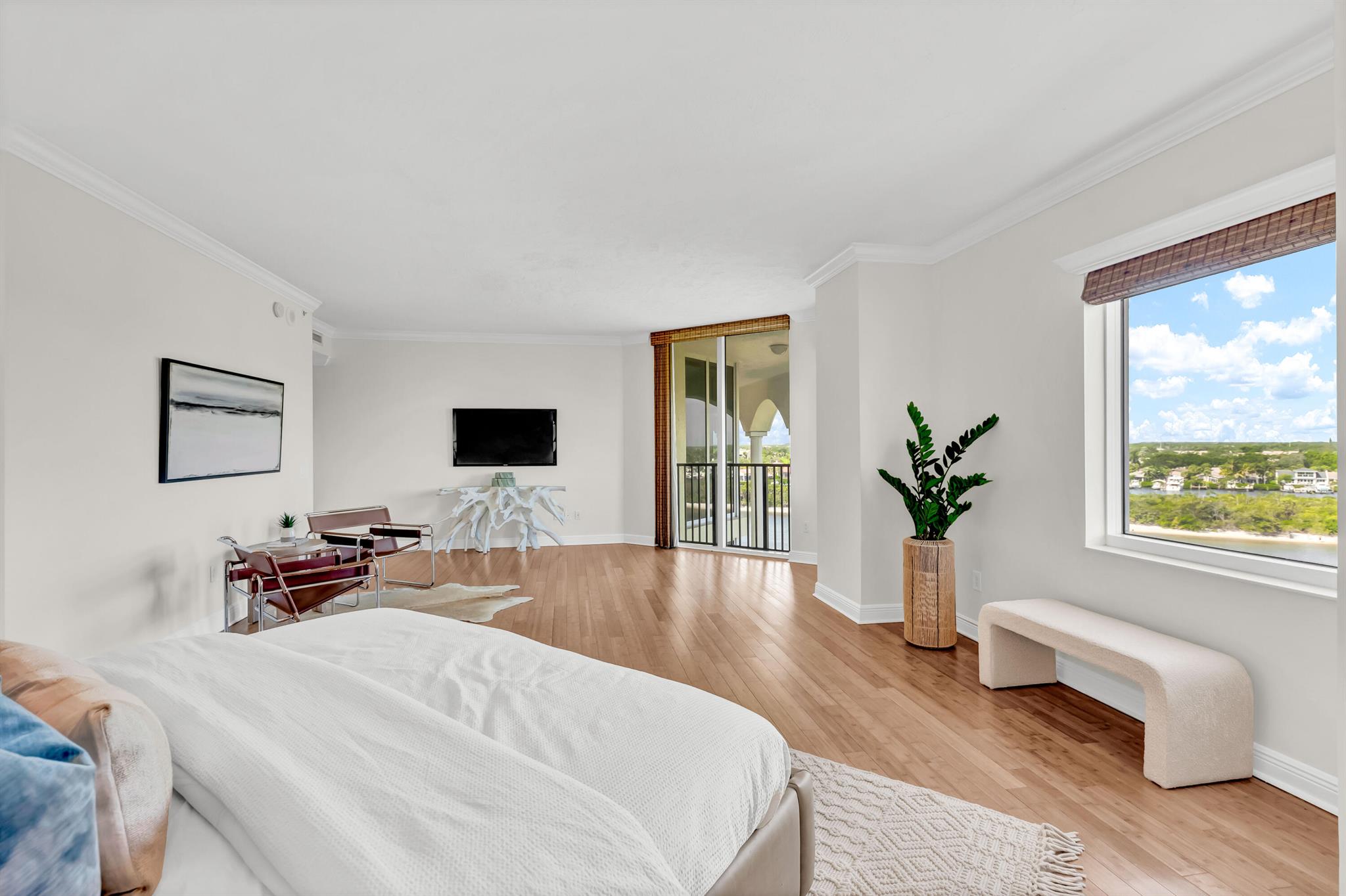 POINTE AT JUPITER YACHT C - Residential