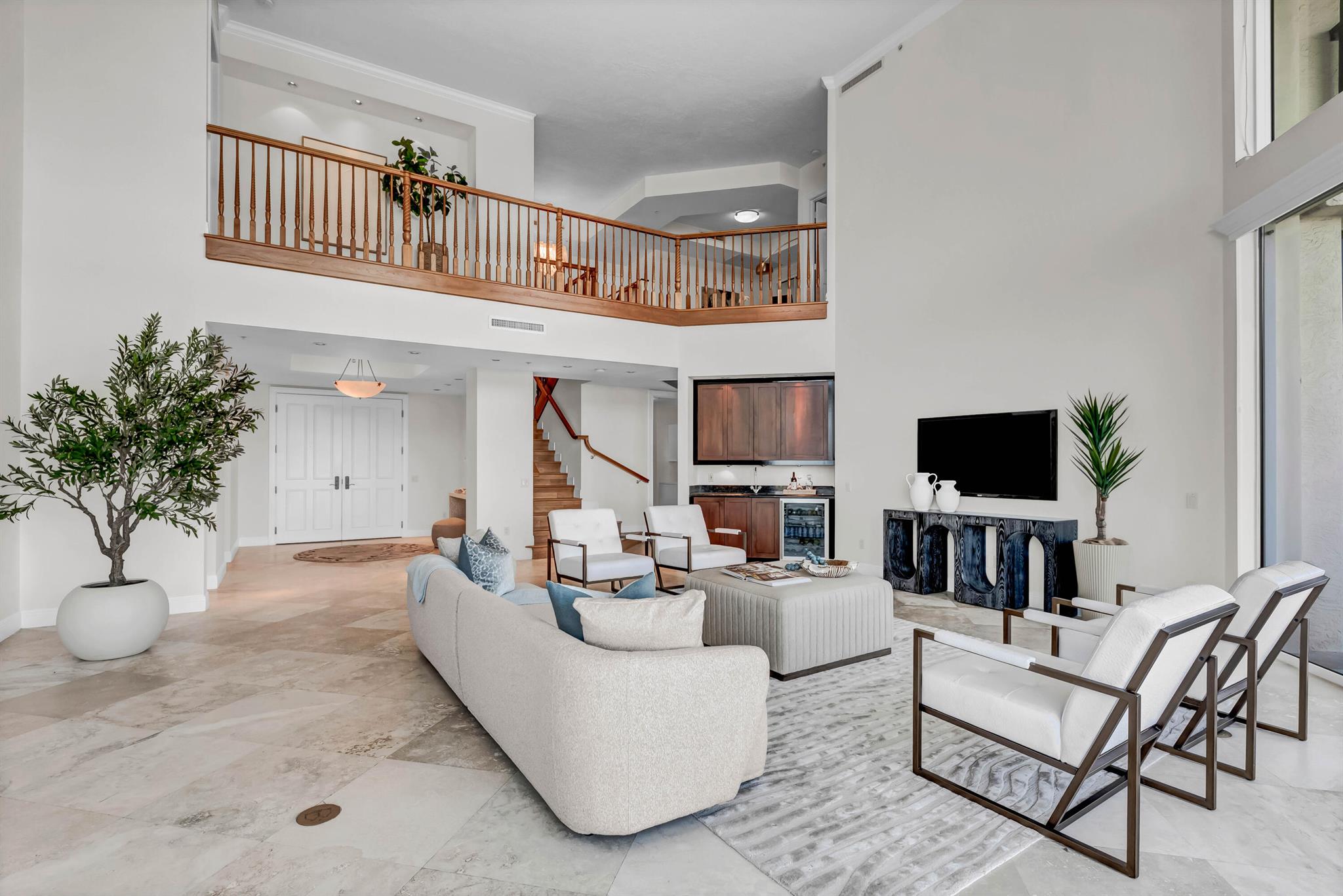 POINTE AT JUPITER YACHT C - Residential