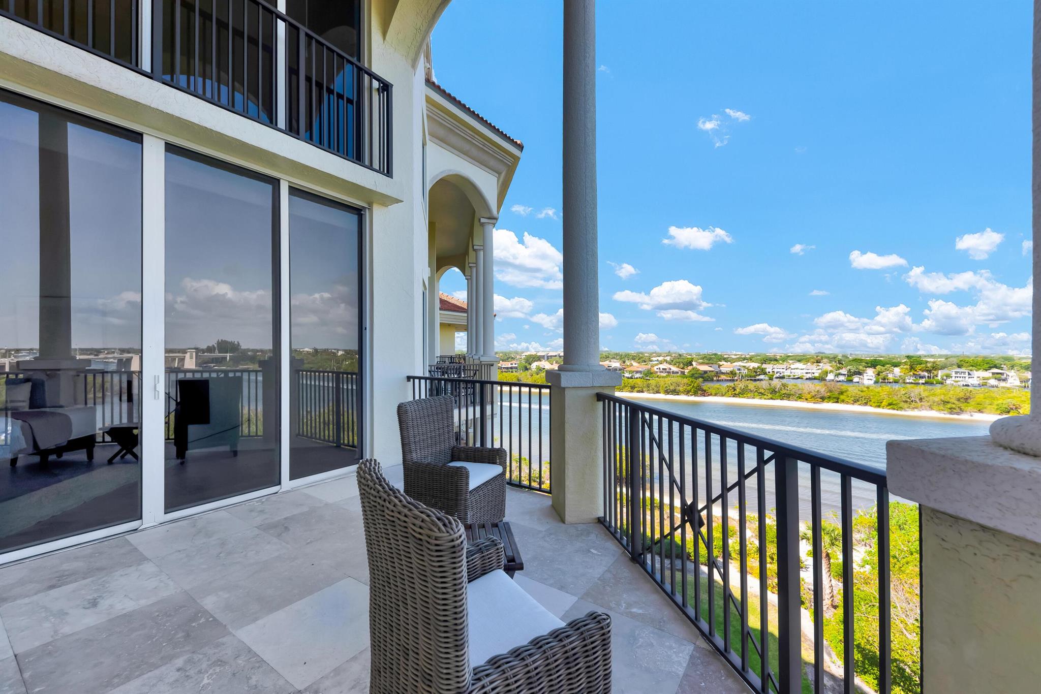 POINTE AT JUPITER YACHT C - Residential