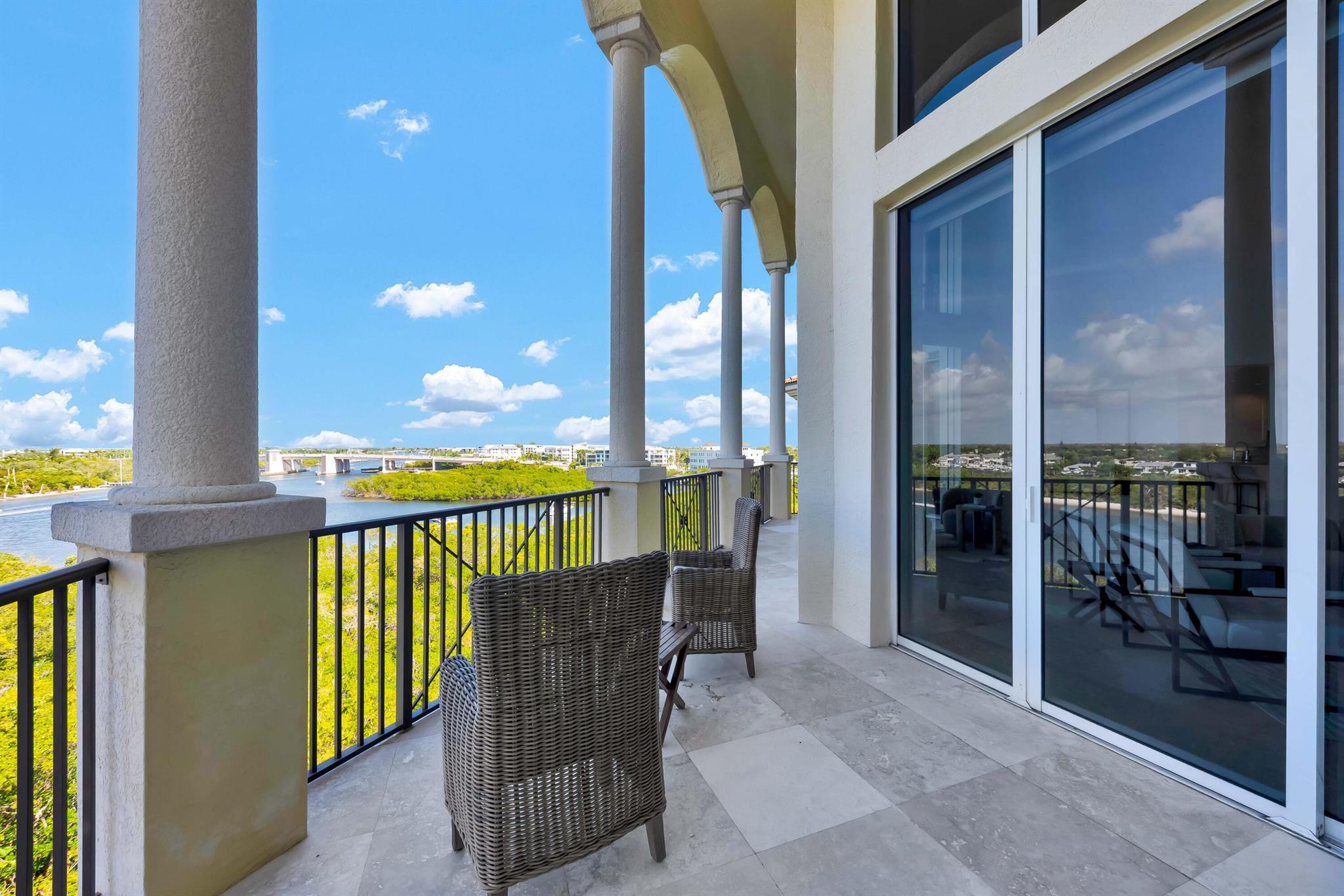 POINTE AT JUPITER YACHT C - Residential