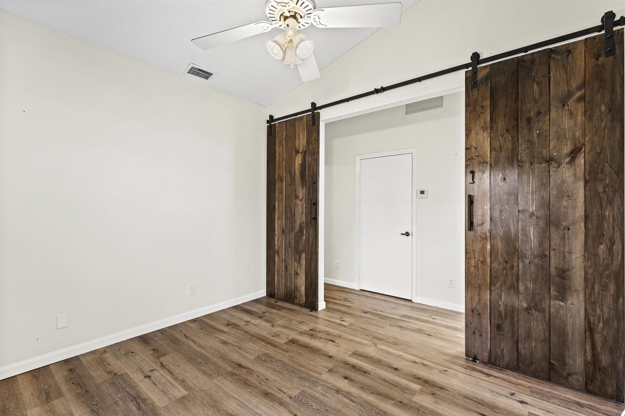 PARKWALK 4 - Residential