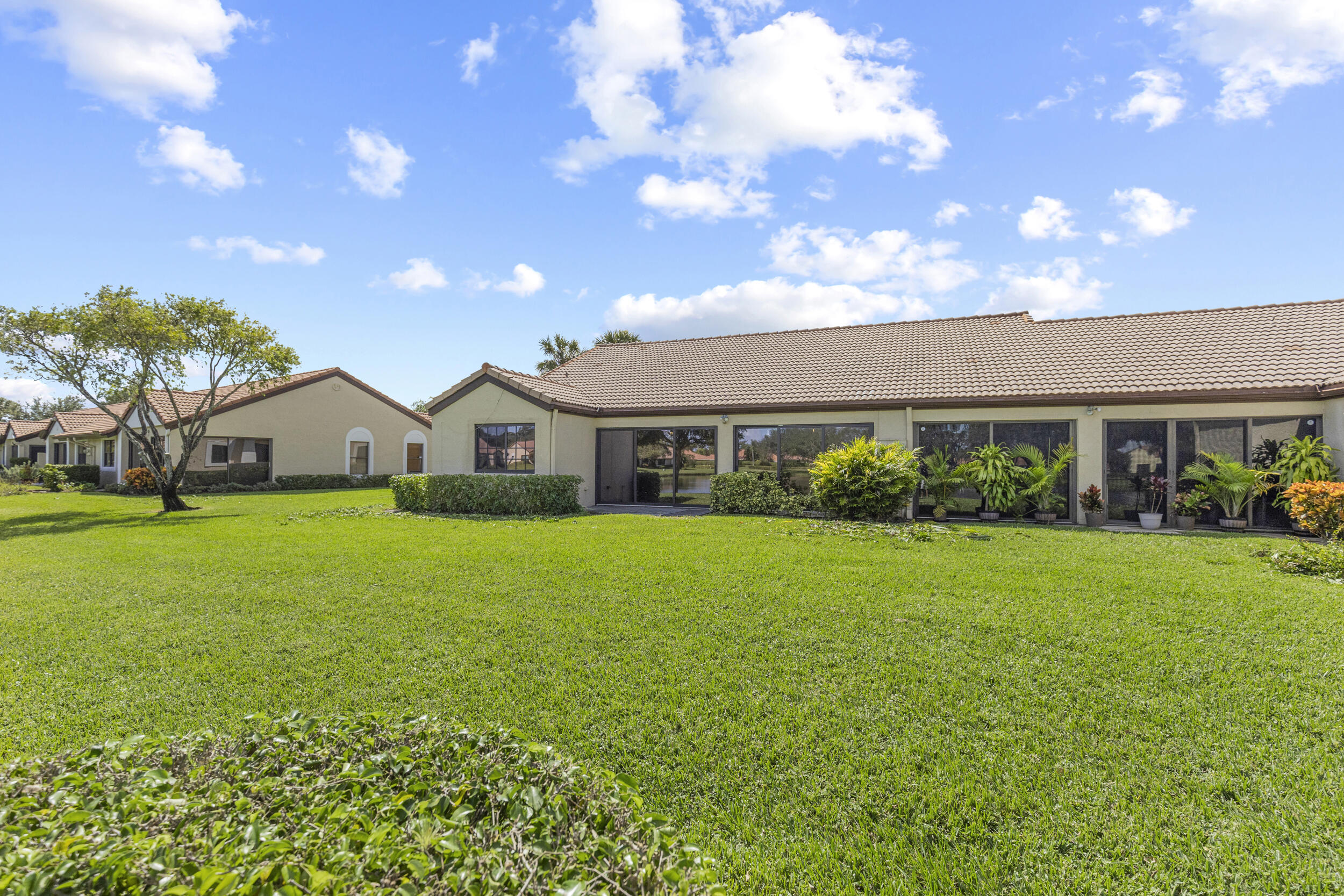 PARKWALK 4 - Residential