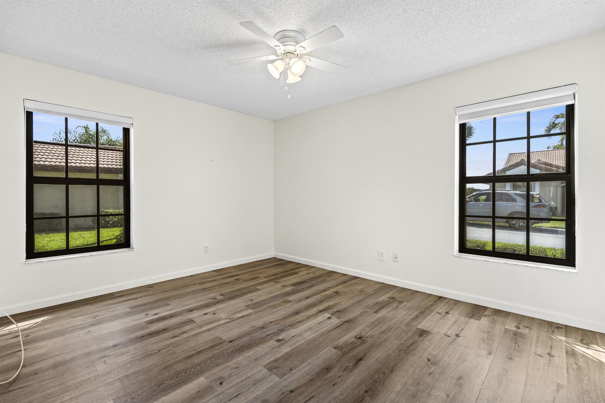 PARKWALK 4 - Residential