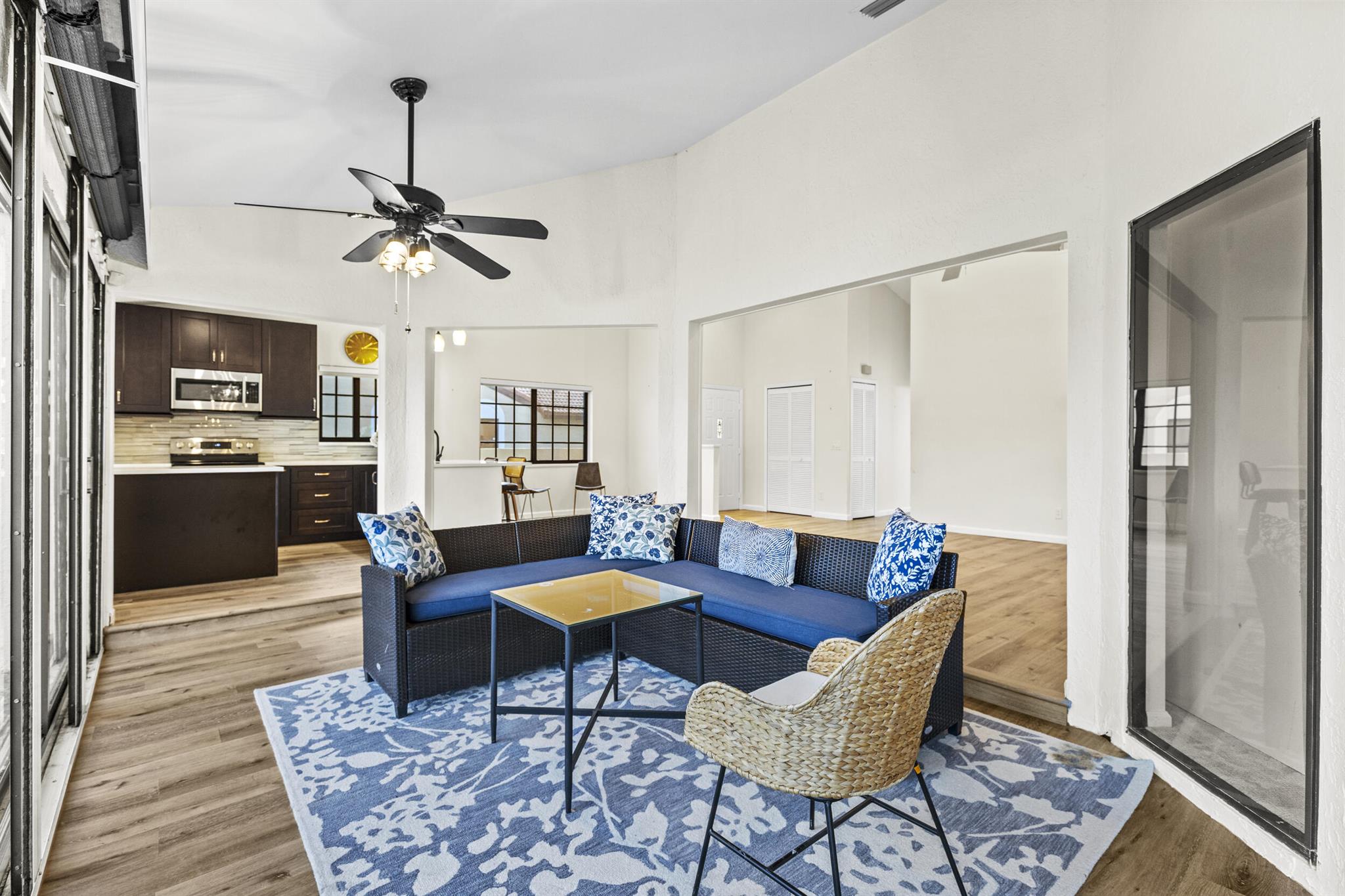 PARKWALK 4 - Residential