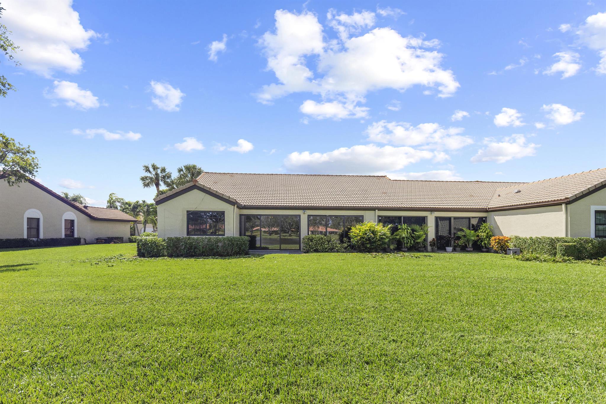 PARKWALK 4 - Residential