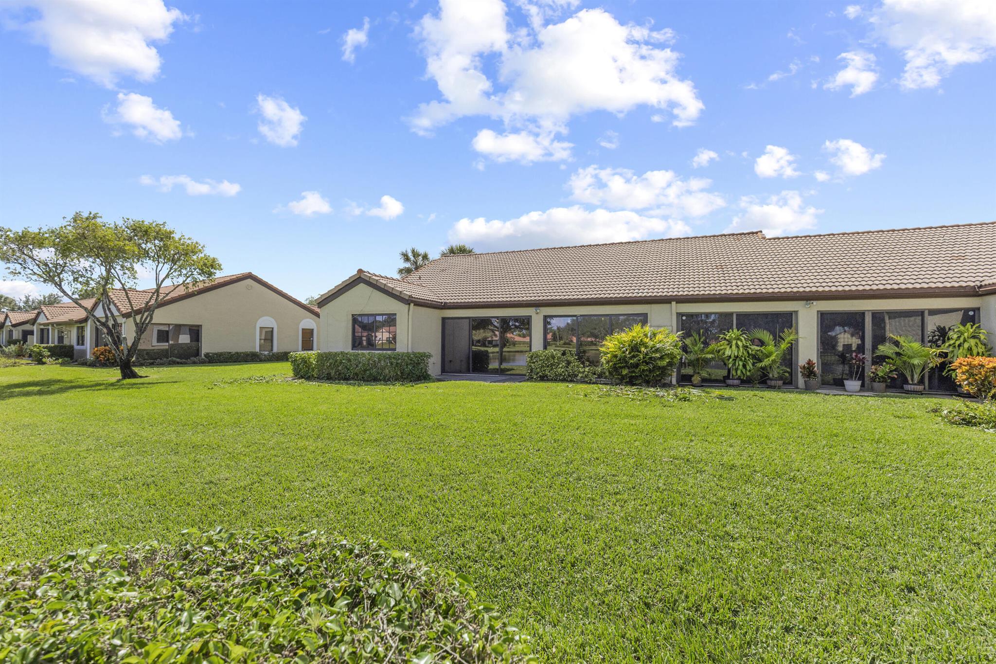 PARKWALK 4 - Residential