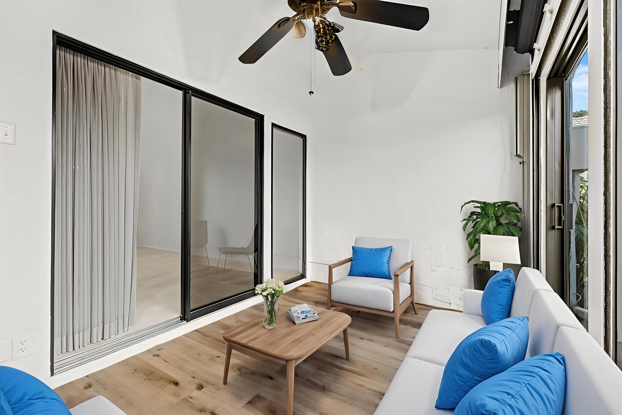 PARKWALK 4 - Residential