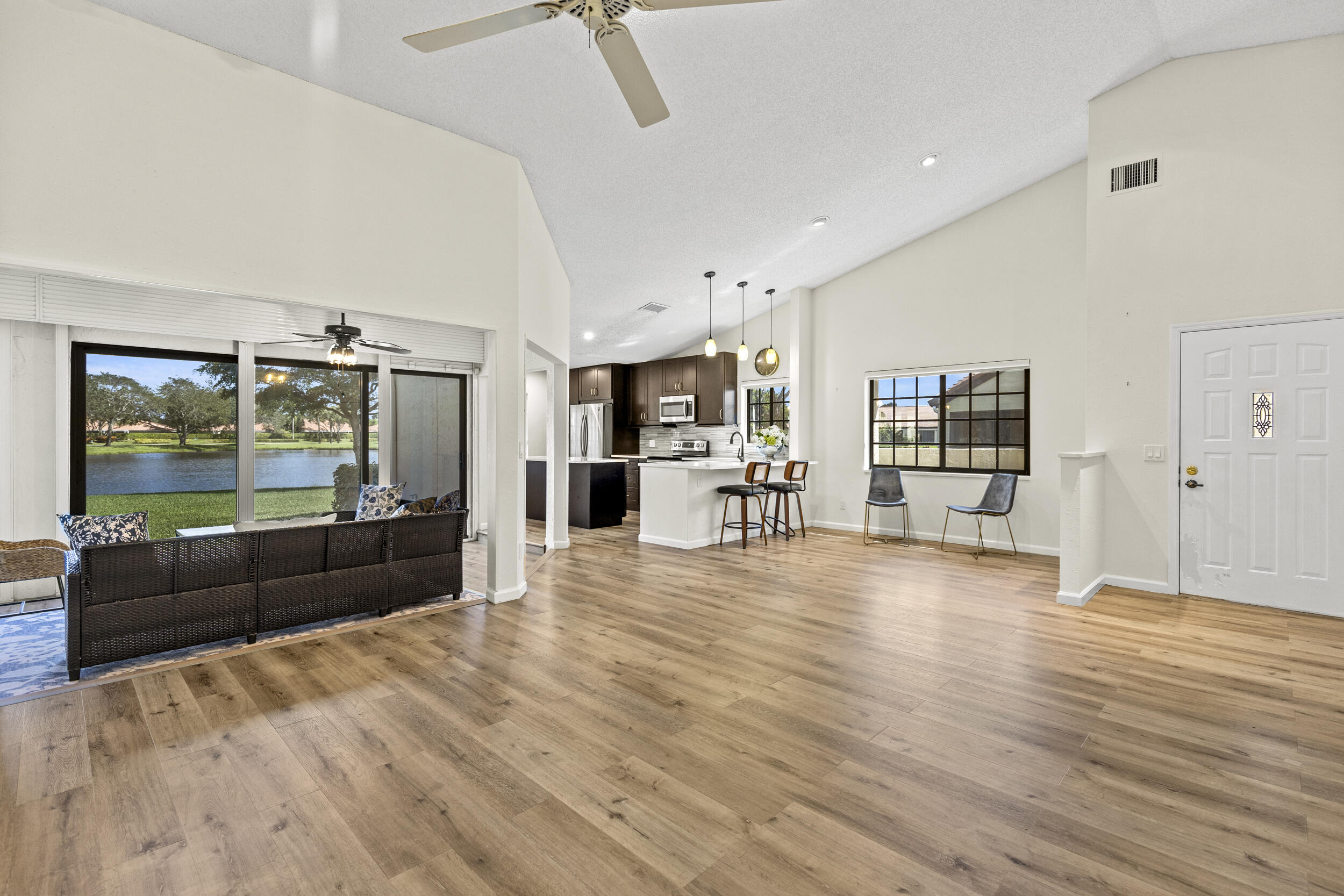 PARKWALK 4 - Residential