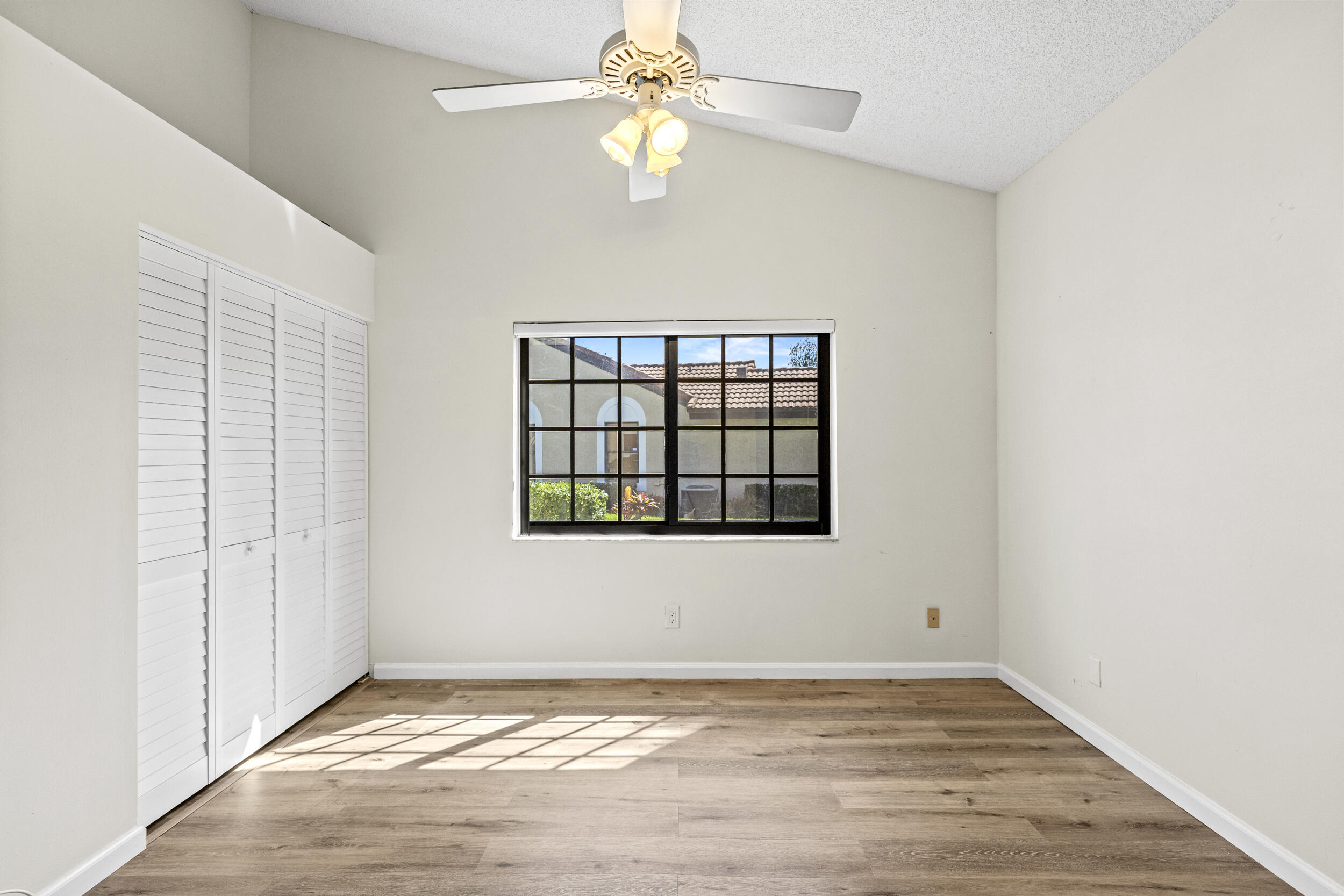 PARKWALK 4 - Residential