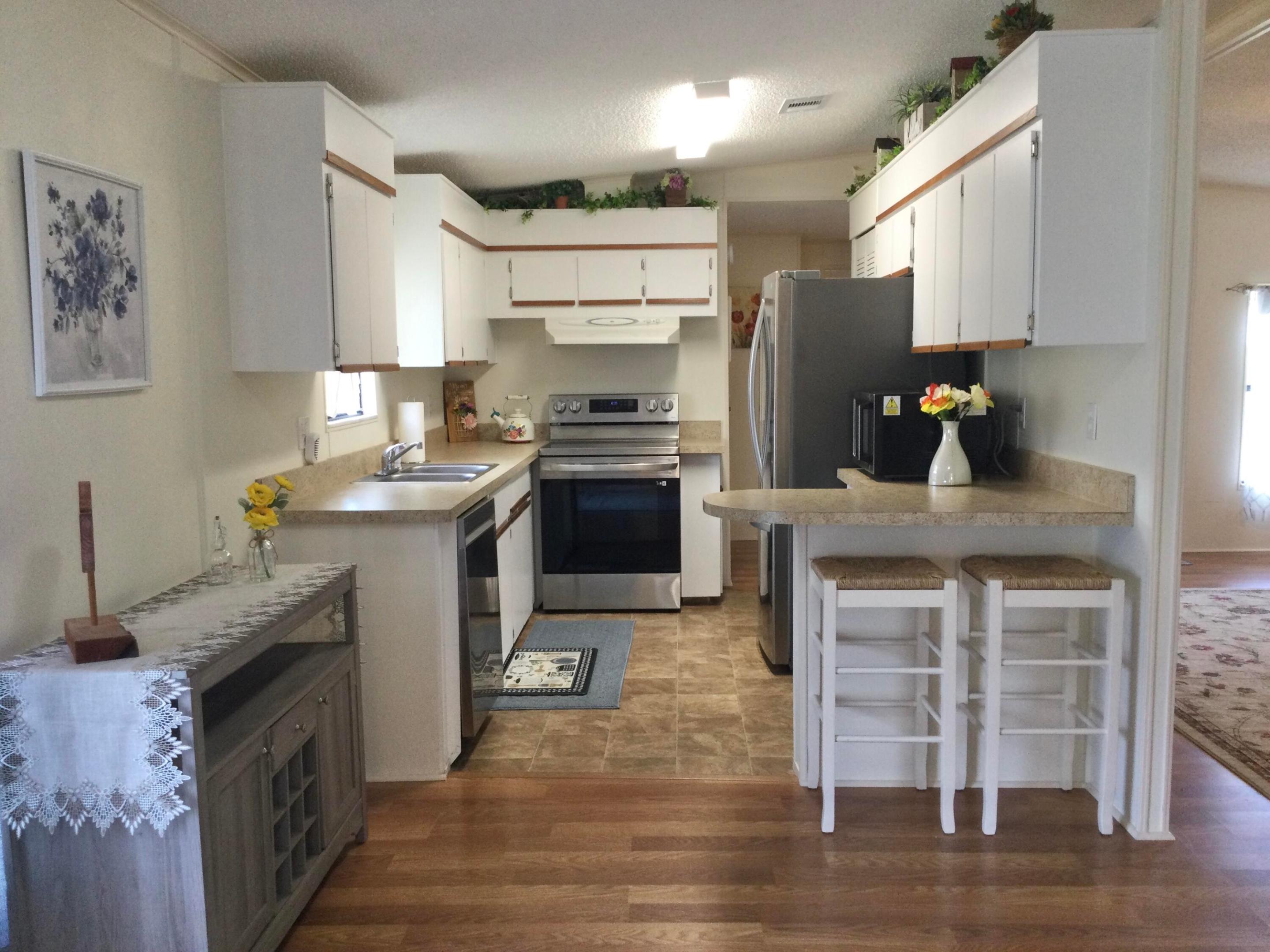 Spanish Lakes One Leasehold Estates - Residential