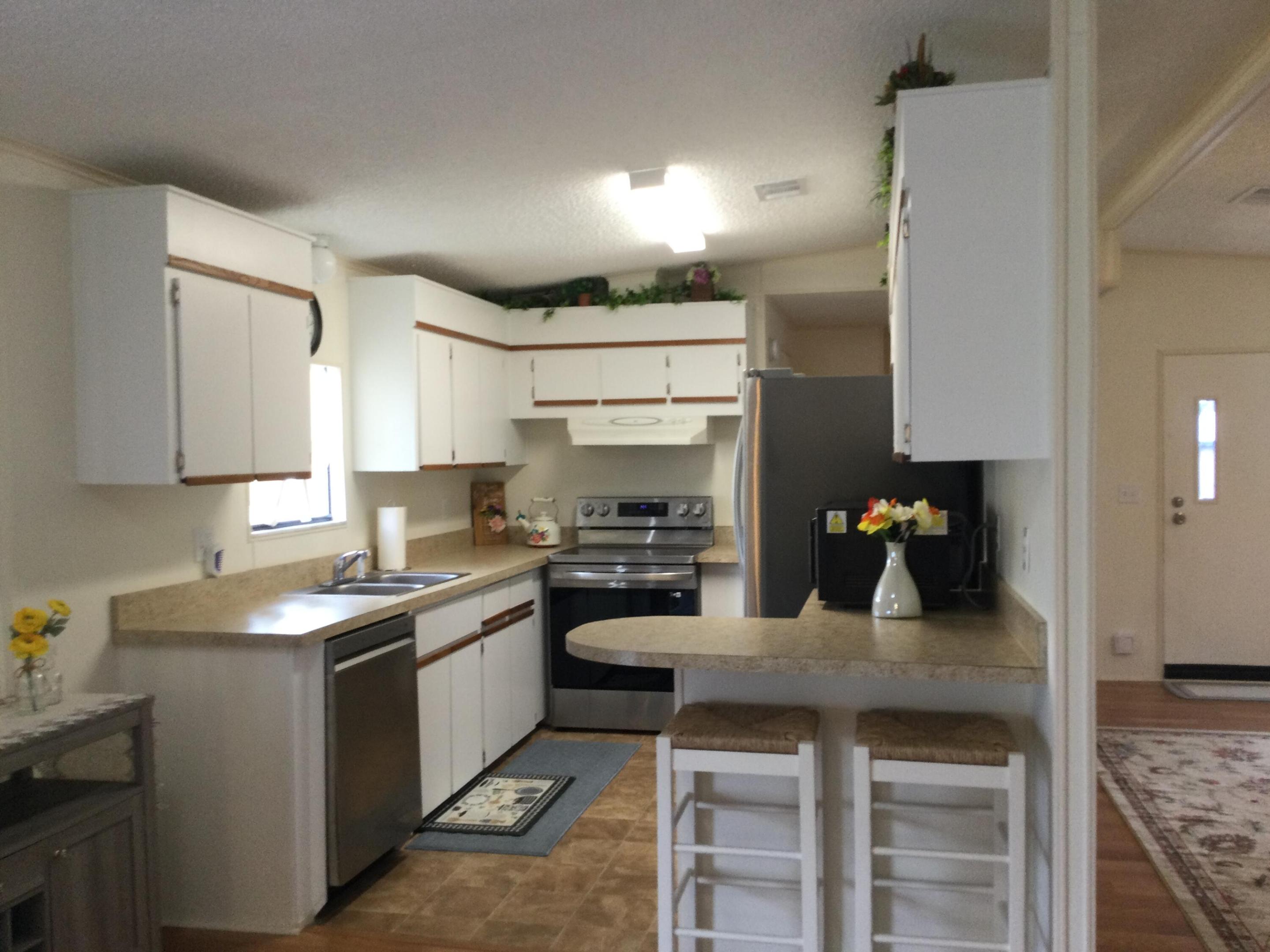 Spanish Lakes One Leasehold Estates - Residential