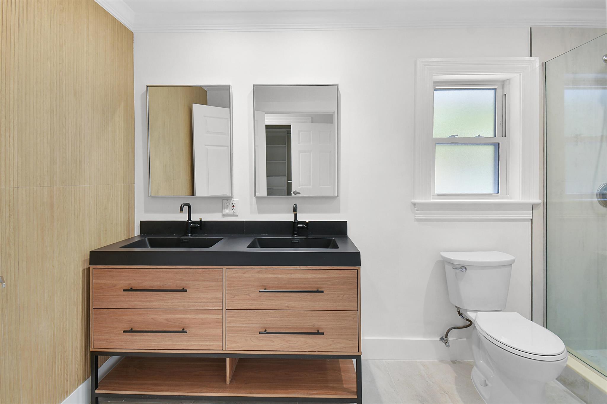 Sewalls Point, Florida 34996, United States, 3 Bedrooms Bedrooms, ,3 BathroomsBathrooms,Residential,Active,209484