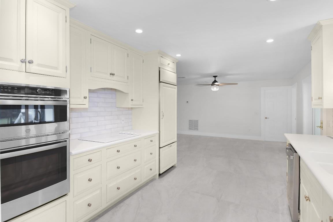 Sewalls Point, Florida, 34996, United States, 3 Bedrooms Bedrooms, ,3 BathroomsBathrooms,Residential,Active,1943731