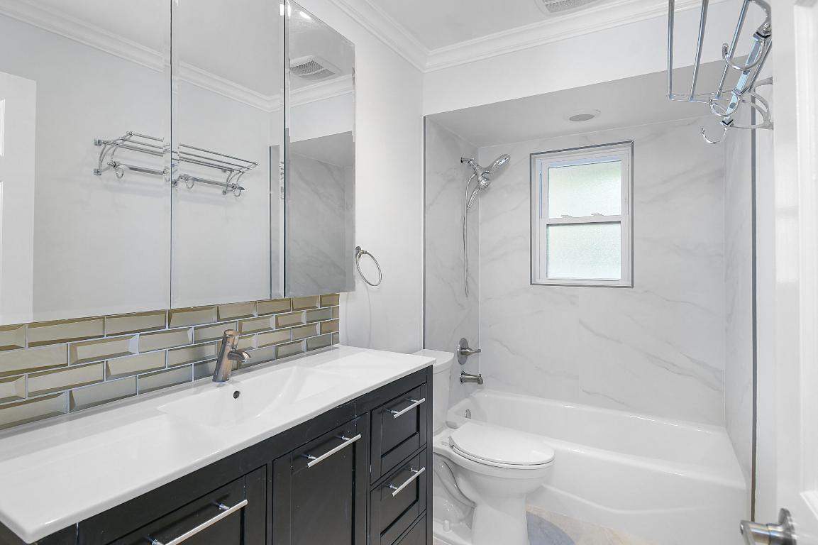 Sewalls Point, Florida, 34996, United States, 3 Bedrooms Bedrooms, ,3 BathroomsBathrooms,Residential,Active,1943731