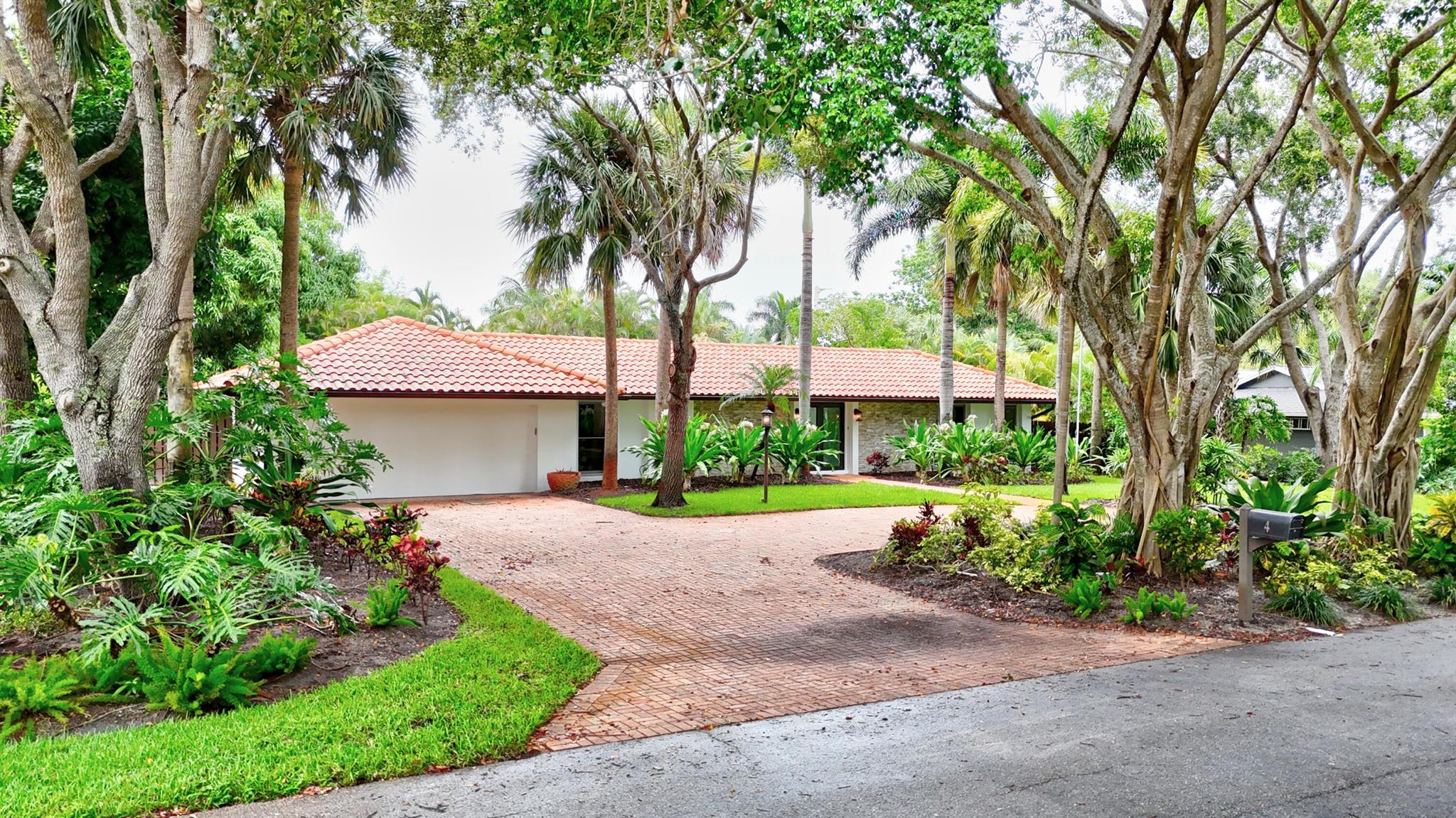 Sewalls Point, Florida 34996, United States, 3 Bedrooms Bedrooms, ,3 BathroomsBathrooms,Residential,Active,209484