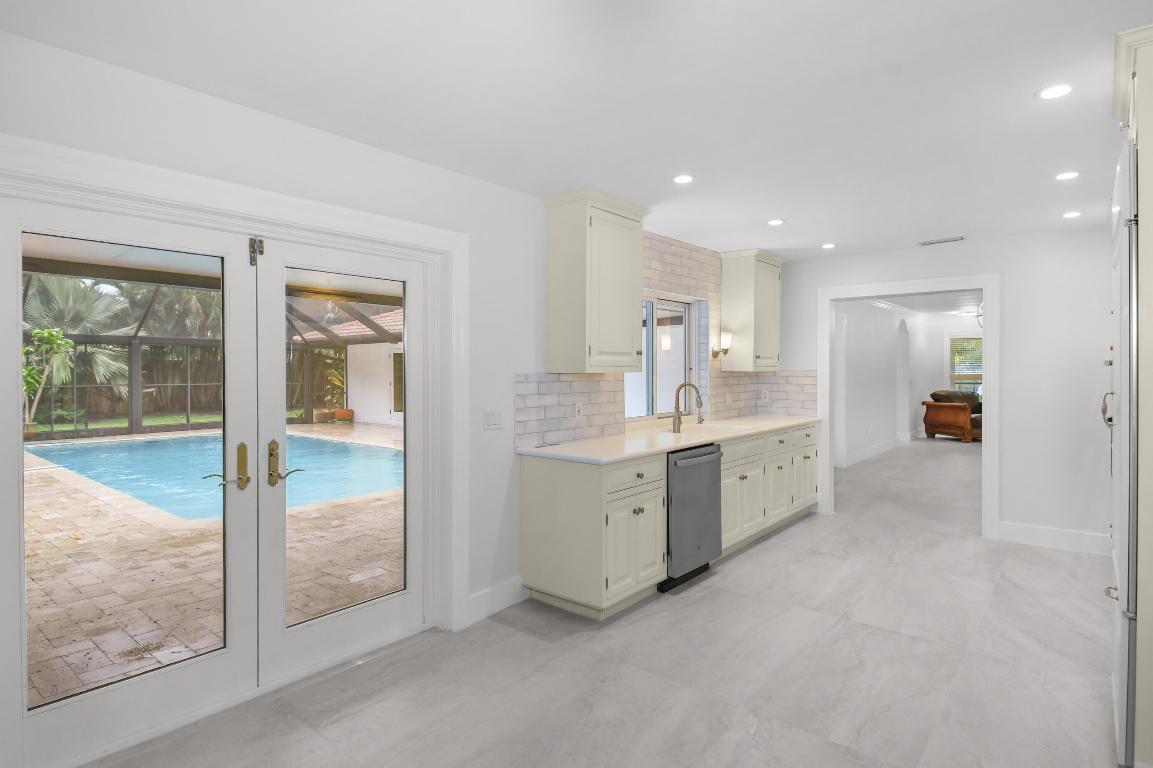 Sewalls Point, Florida, 34996, United States, 3 Bedrooms Bedrooms, ,3 BathroomsBathrooms,Residential,Active,1943731