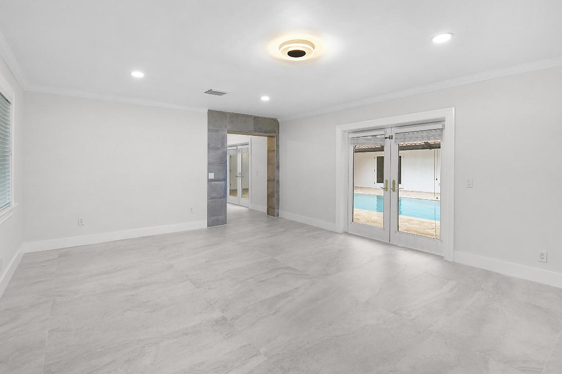 Sewalls Point, Florida, 34996, United States, 3 Bedrooms Bedrooms, ,3 BathroomsBathrooms,Residential,Active,1943731