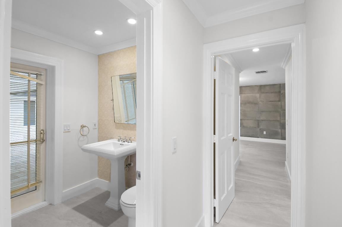 Sewalls Point, Florida, 34996, United States, 3 Bedrooms Bedrooms, ,3 BathroomsBathrooms,Residential,Active,1943731