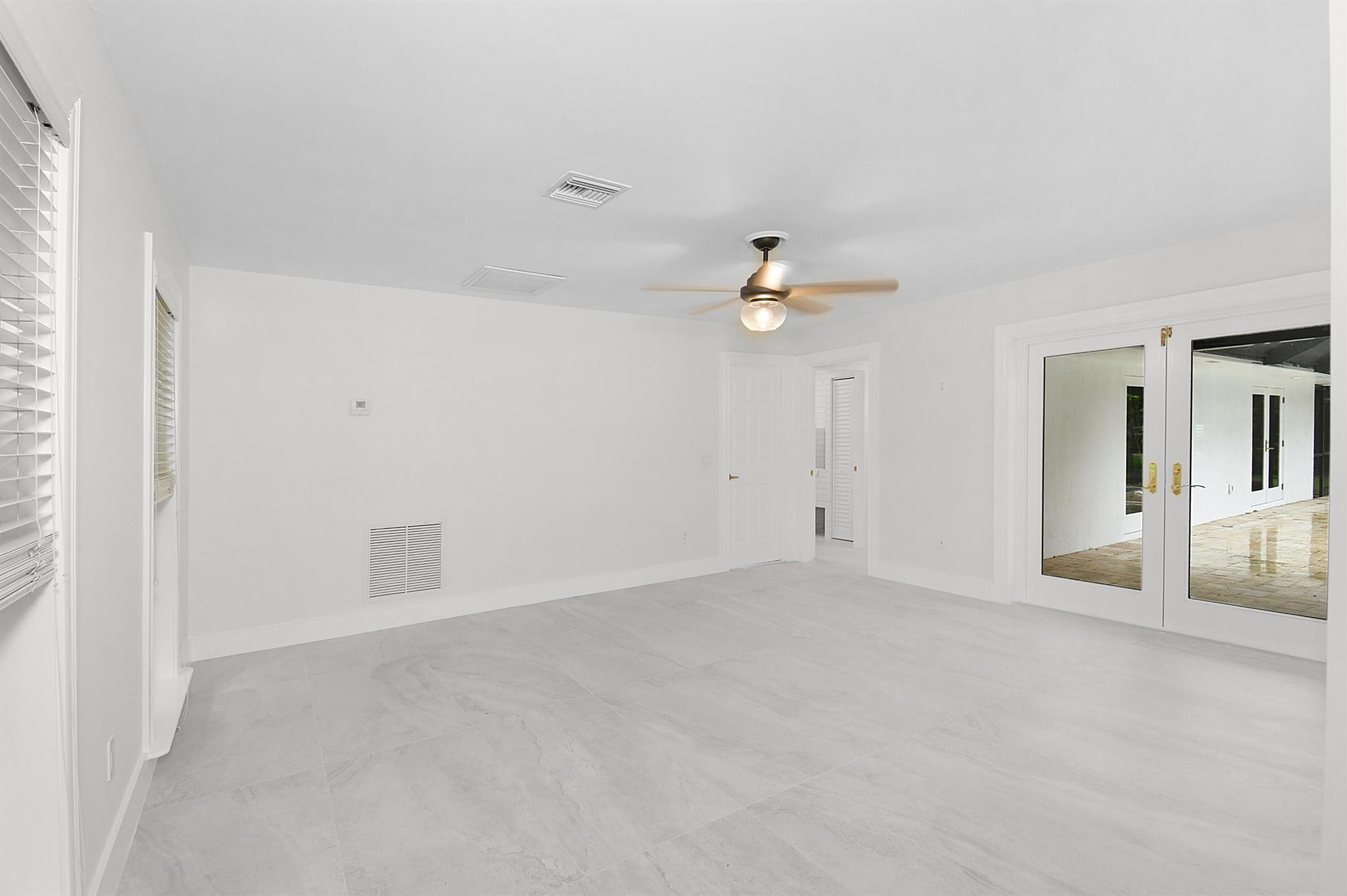 Sewalls Point, Florida 34996, United States, 3 Bedrooms Bedrooms, ,3 BathroomsBathrooms,Residential,Active,209484