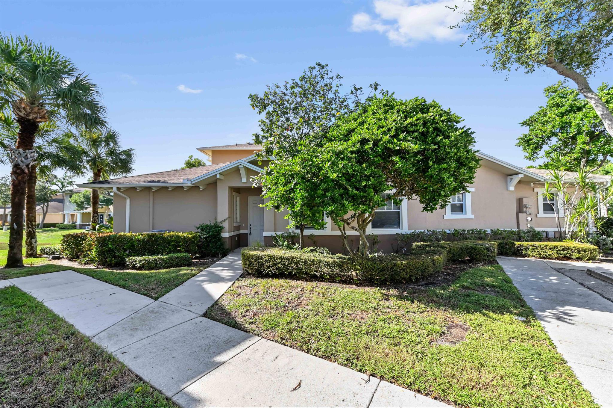 CITYSIDE CONDO - Residential