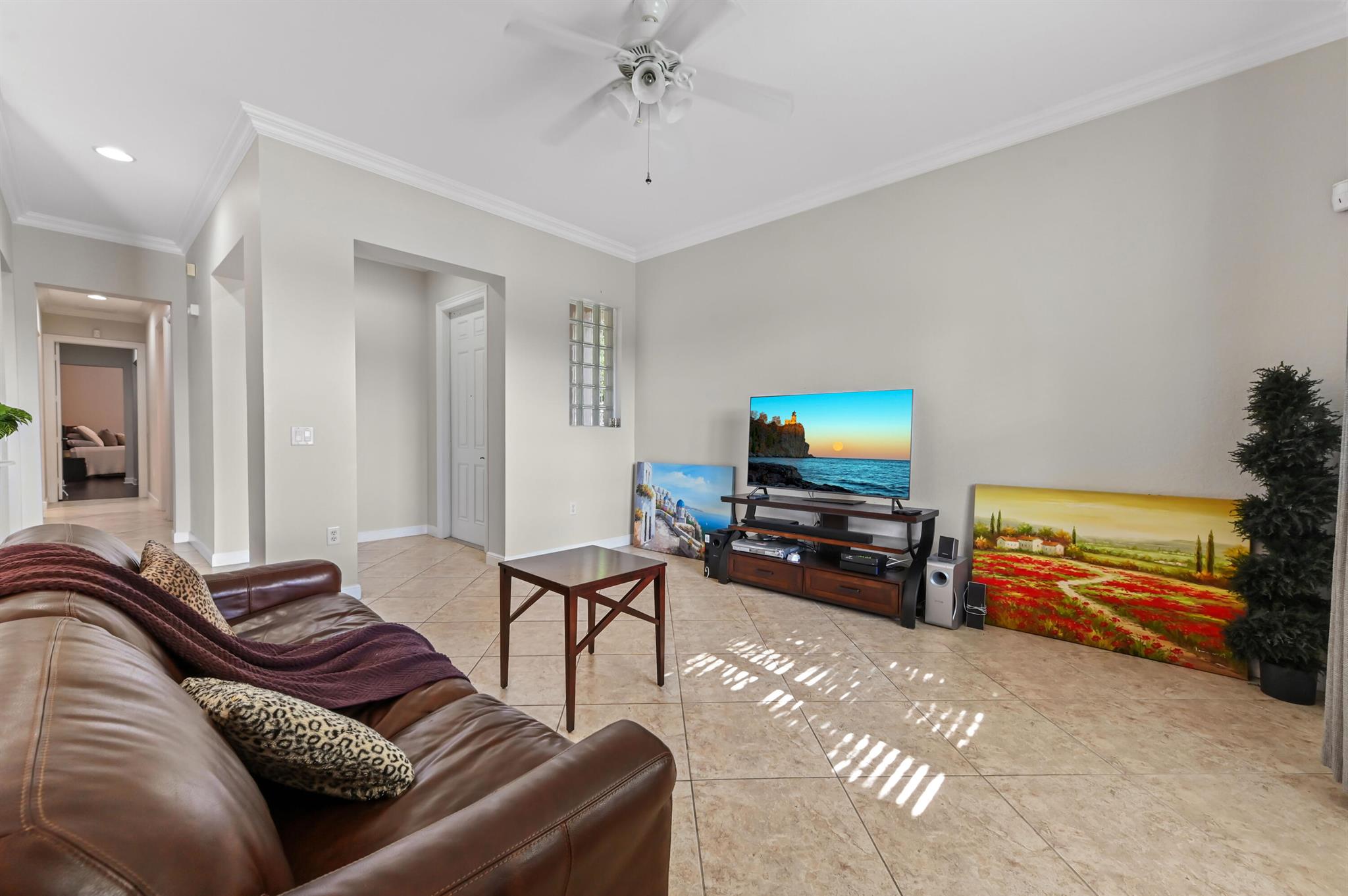 CITYSIDE CONDO - Residential