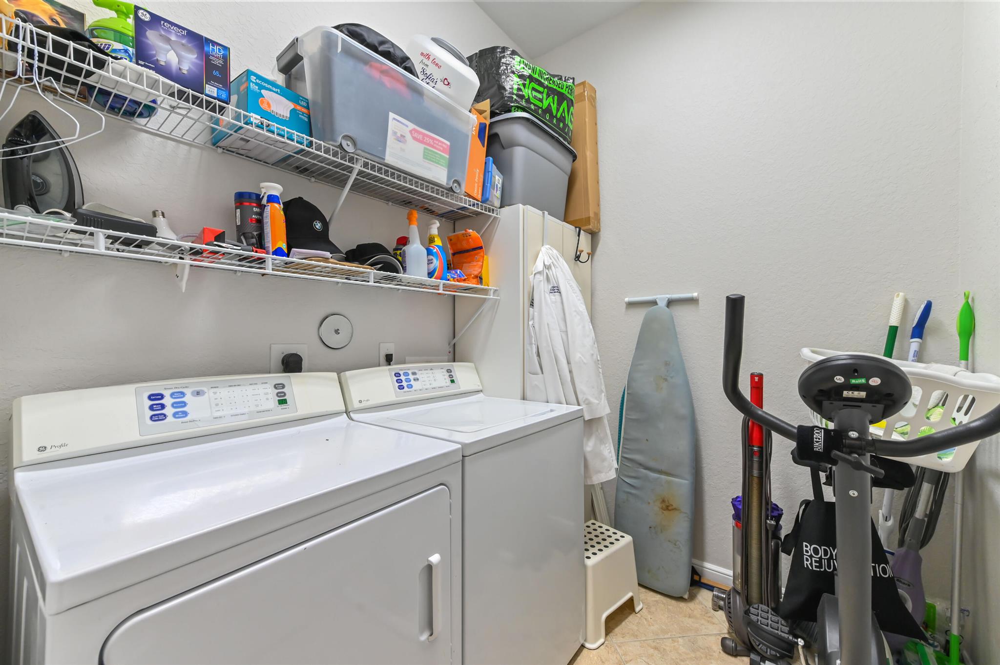 CITYSIDE CONDO - Residential