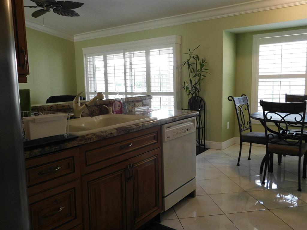 MEADOWLAND COVE - Residential Lease