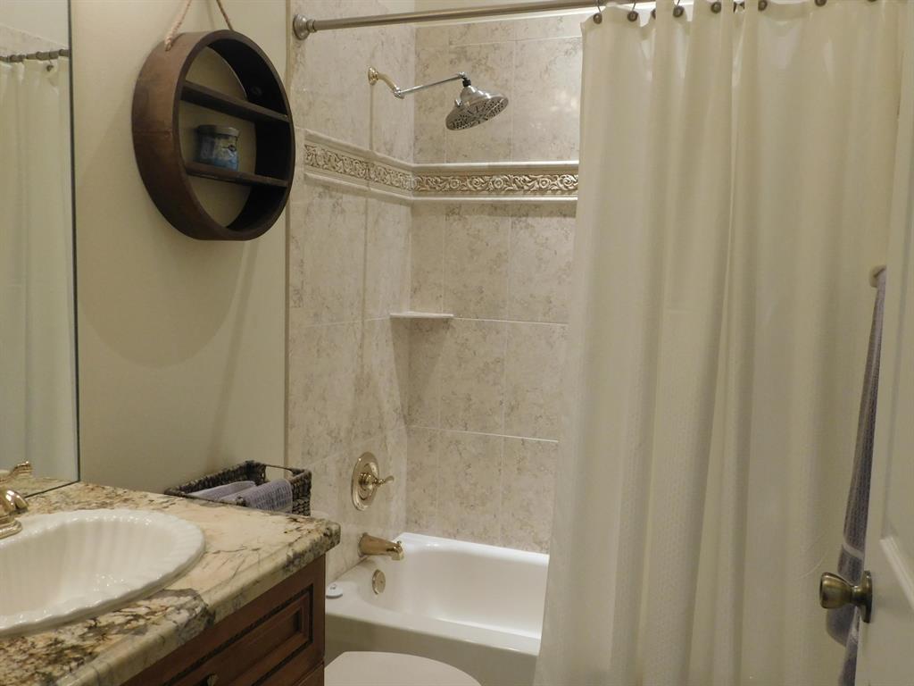 MEADOWLAND COVE - Residential Lease