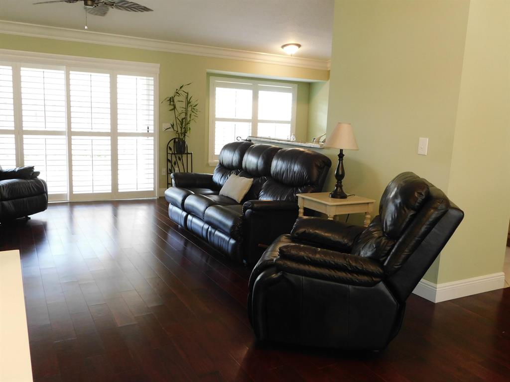 MEADOWLAND COVE - Residential Lease