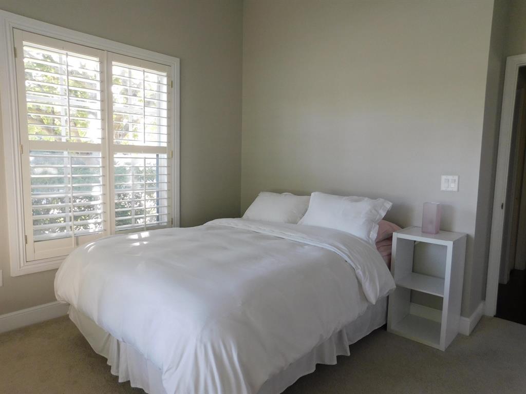 MEADOWLAND COVE - Residential Lease