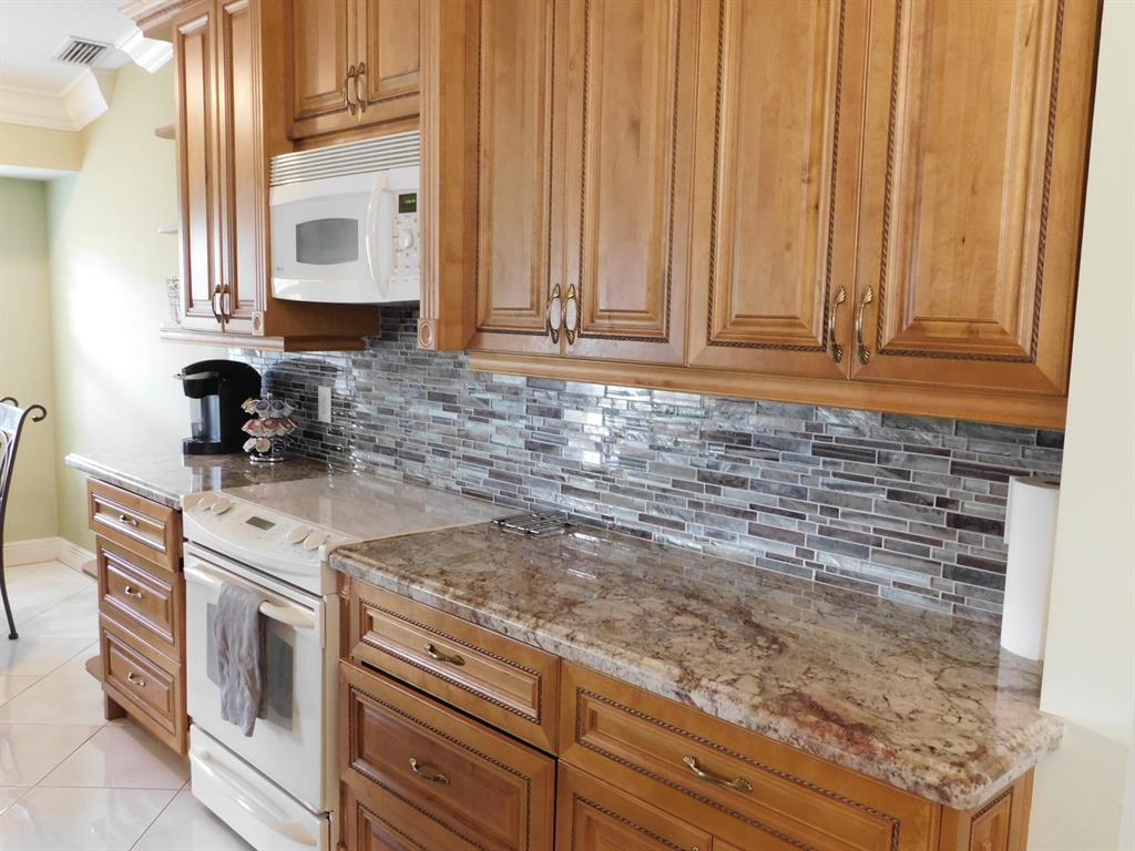 MEADOWLAND COVE - Residential Lease