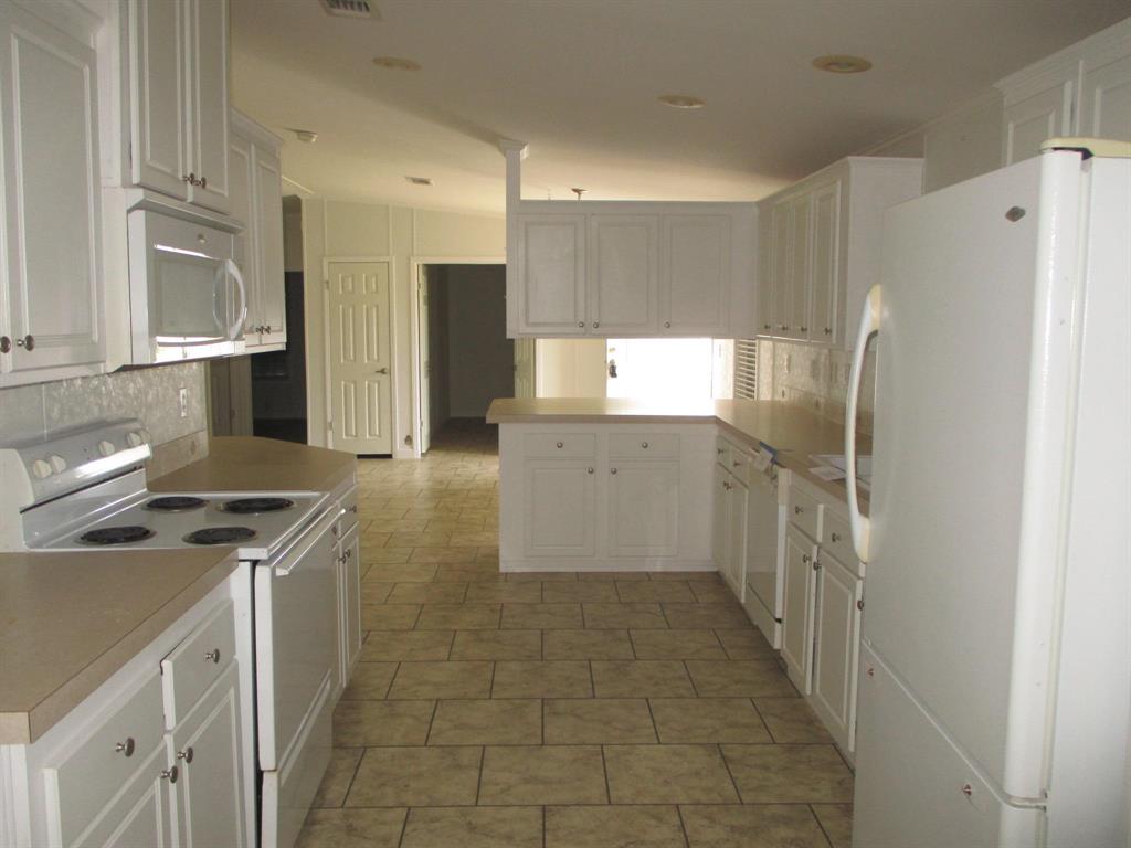 SANDALFOOT COVE SEC 1 - Residential