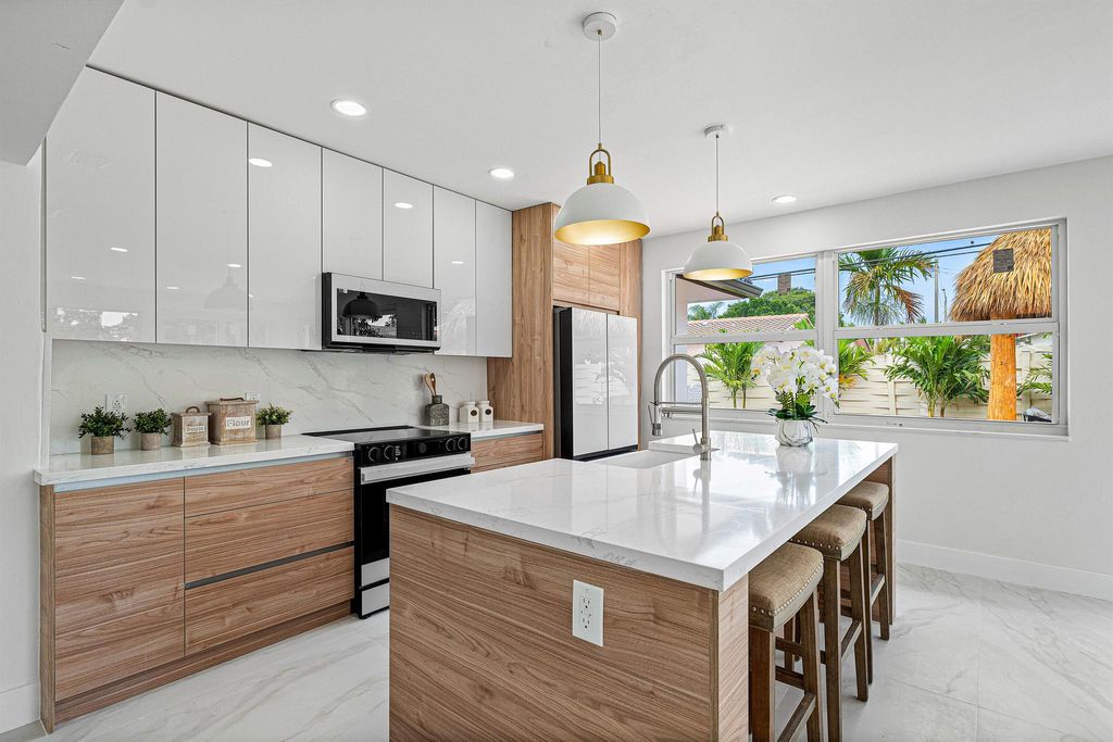 Photo of 698 SW 12th Terrace, Boca Raton, FL 33486 (MLS # R10991828)