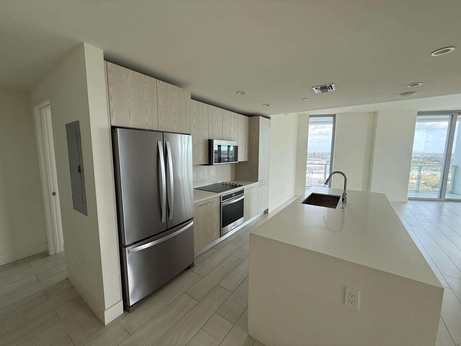 Metropica North Tower One - Residential Lease